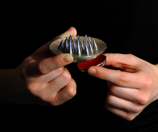 In motion of captivity, 2013 | Sterling silver, steel, magnets, powder coating
