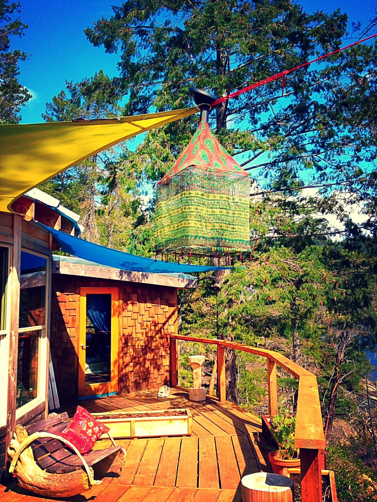 private en-suite yurt room