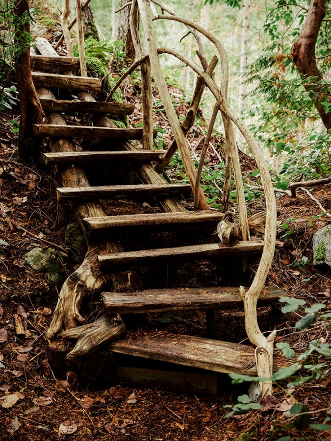 369_nelsonisland_grantharder-stairs.jpg