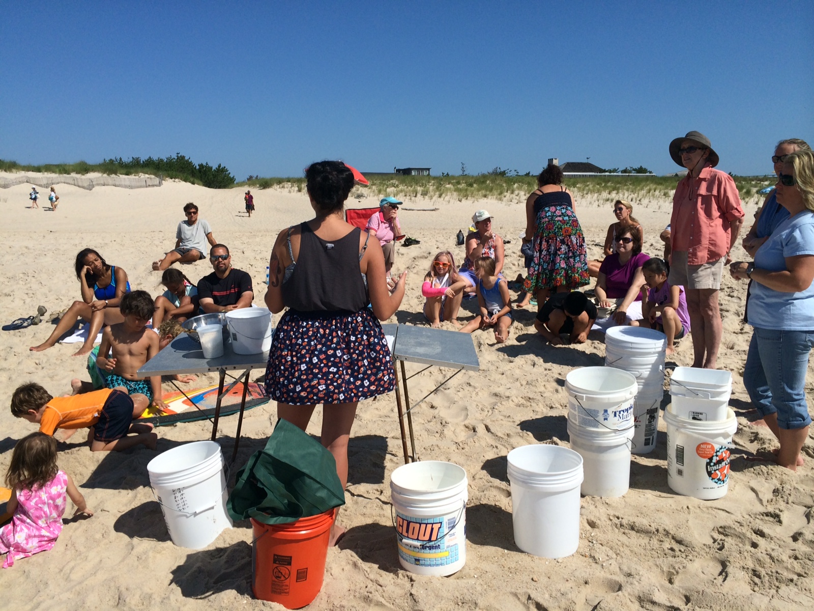  Shelly lecturing the crowd about her process and sharing important salt and ocean information.  Photo: Molly Adams,&nbsp;SoFo.org  