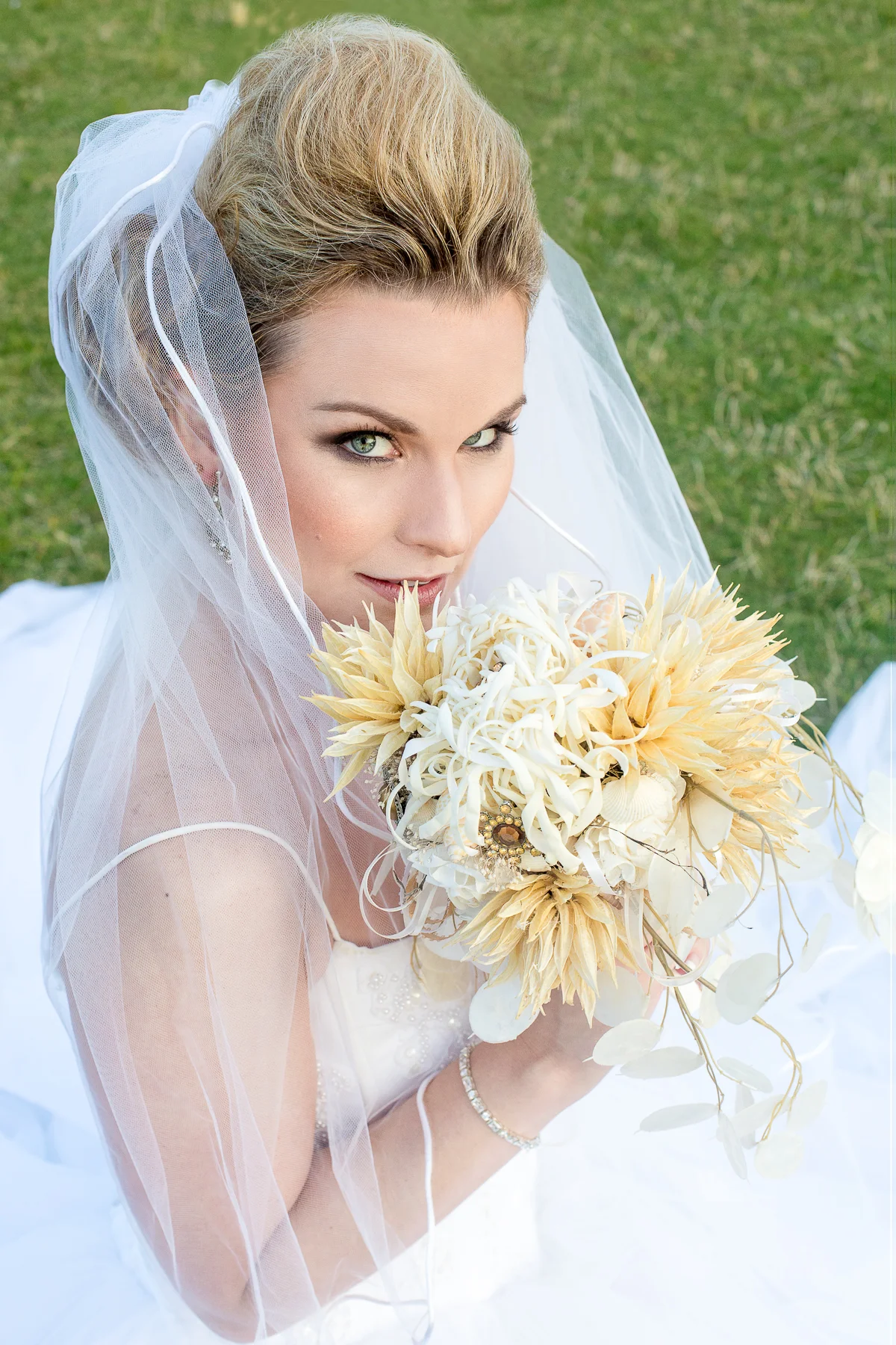pleas_kristin_bridal_her_dress_2_8V4A12472014.jpg