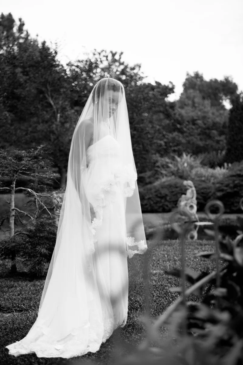 pleas_loren_bridal_look_2_27234_2015_bw_web.jpg