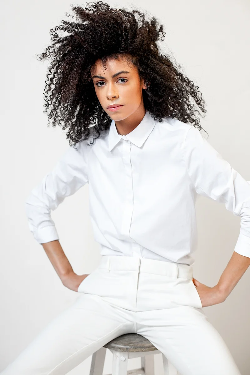 pleas_fig_white_shirt_1_35713_2015_web.jpg