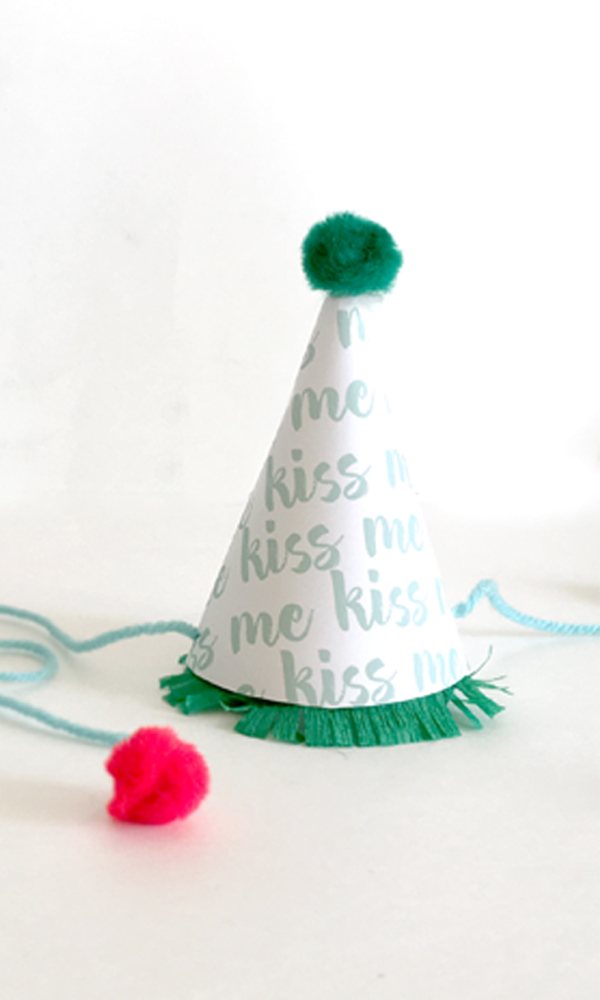 rita-alexis-design-kiss-me-mini-party-hat.jpg