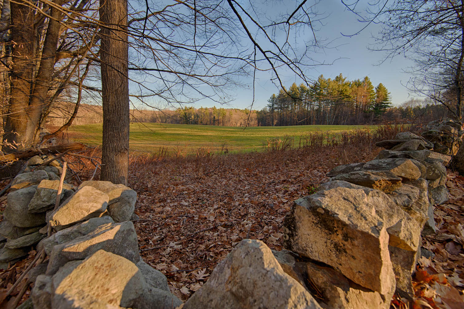 The Center of New England lies here