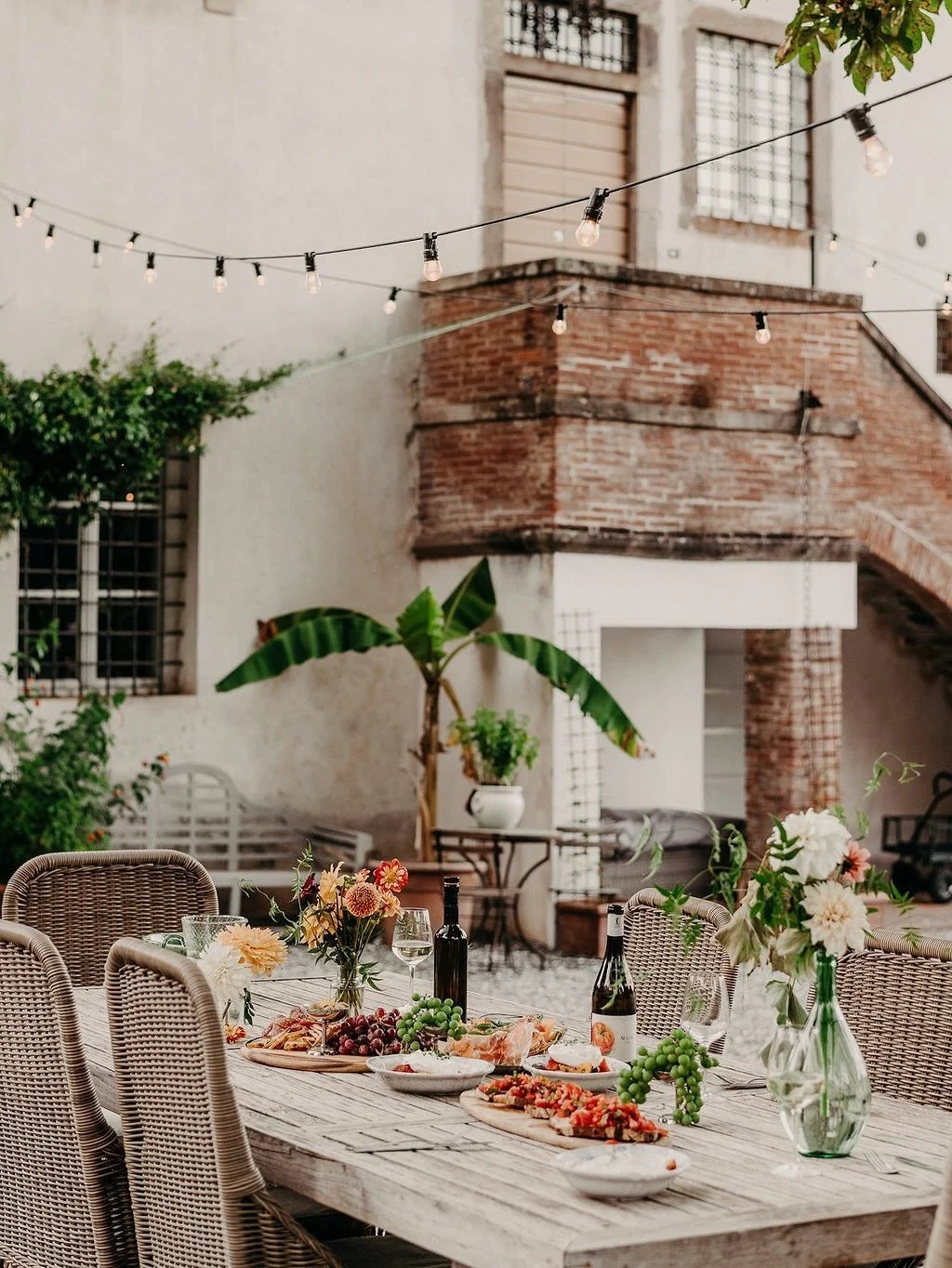 Waving goodbye to familiar Tuscan soil, and heading east &mdash; to Marche.
New hills, new flavors, and that wide-open feeling of not knowing what comes next.
No plans, just a curious heart and an appetite for whatever we find.

Where&rsquo;s your ma