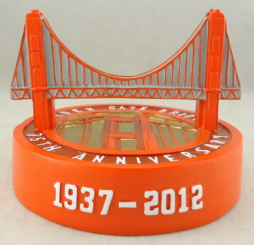 Wells Fargo bank - Golden Gate Bridge Replica 109357, 4x3 inch.JPG