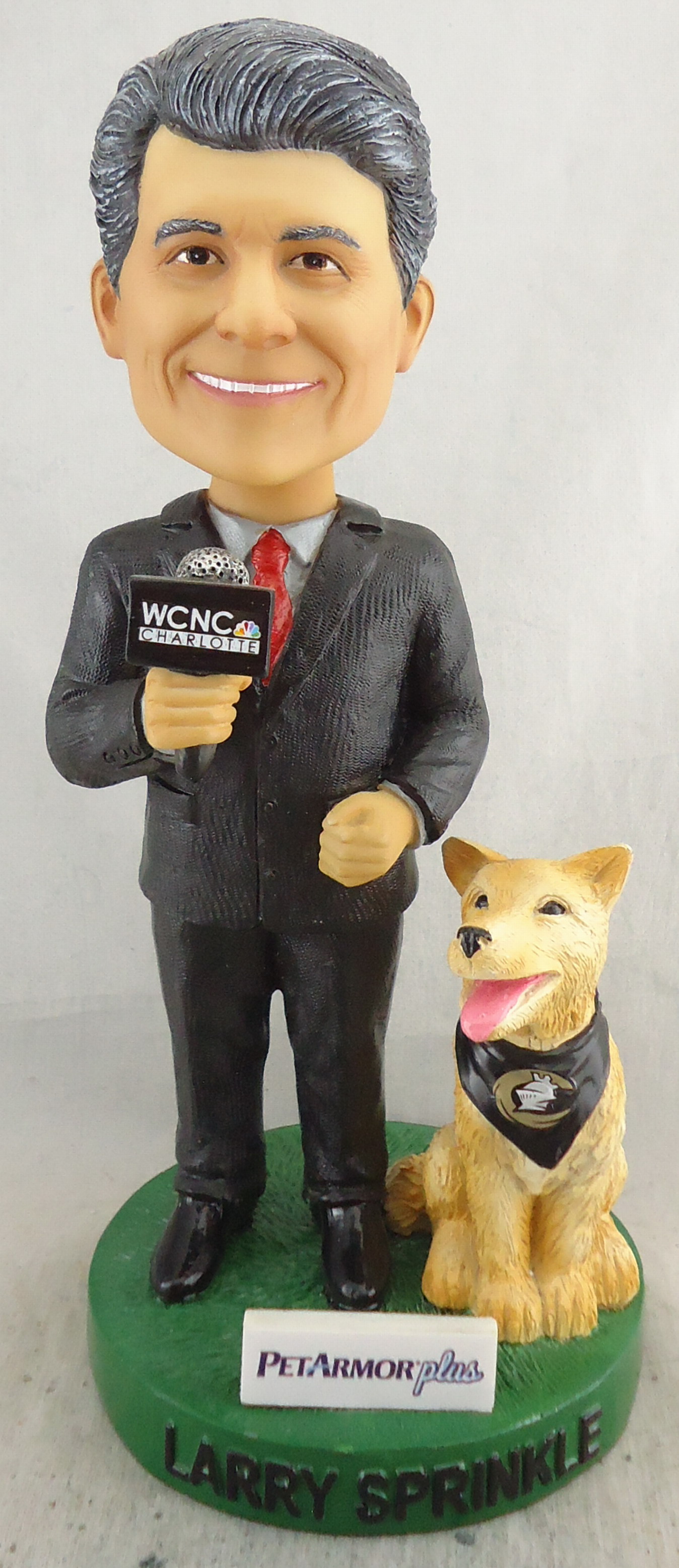 Charlotte Knights - Larry Sprinkle with Dog 112050, 7inch Bobblehead.jpg