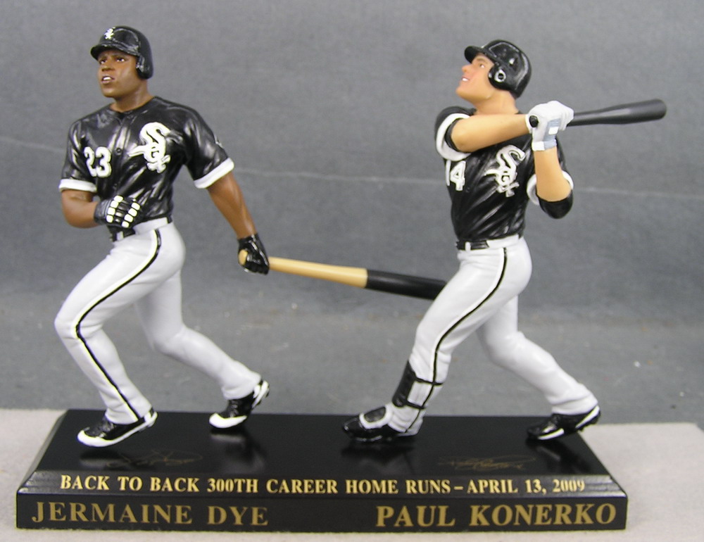 Chicago White Sox - Paul Konerko & Jermaine Dye 107957.JPG