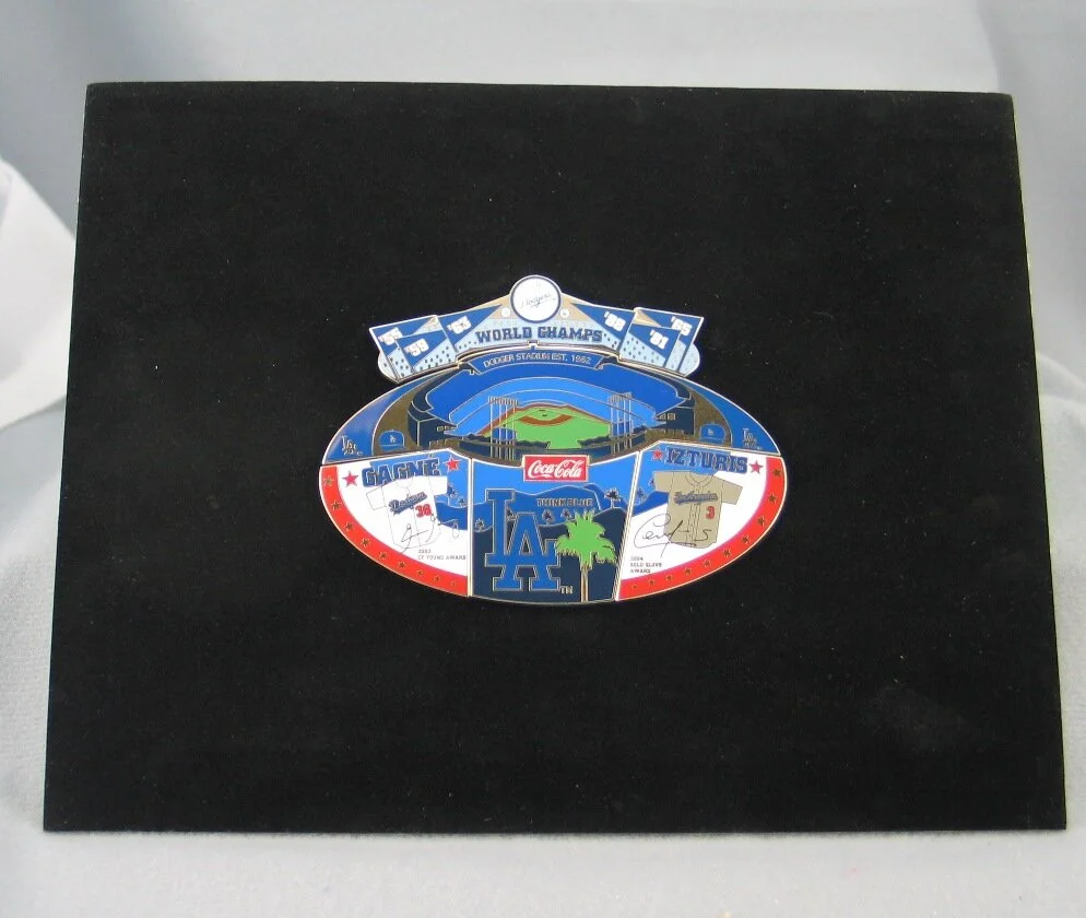LA Dodgers - Lapel Pin.JPG