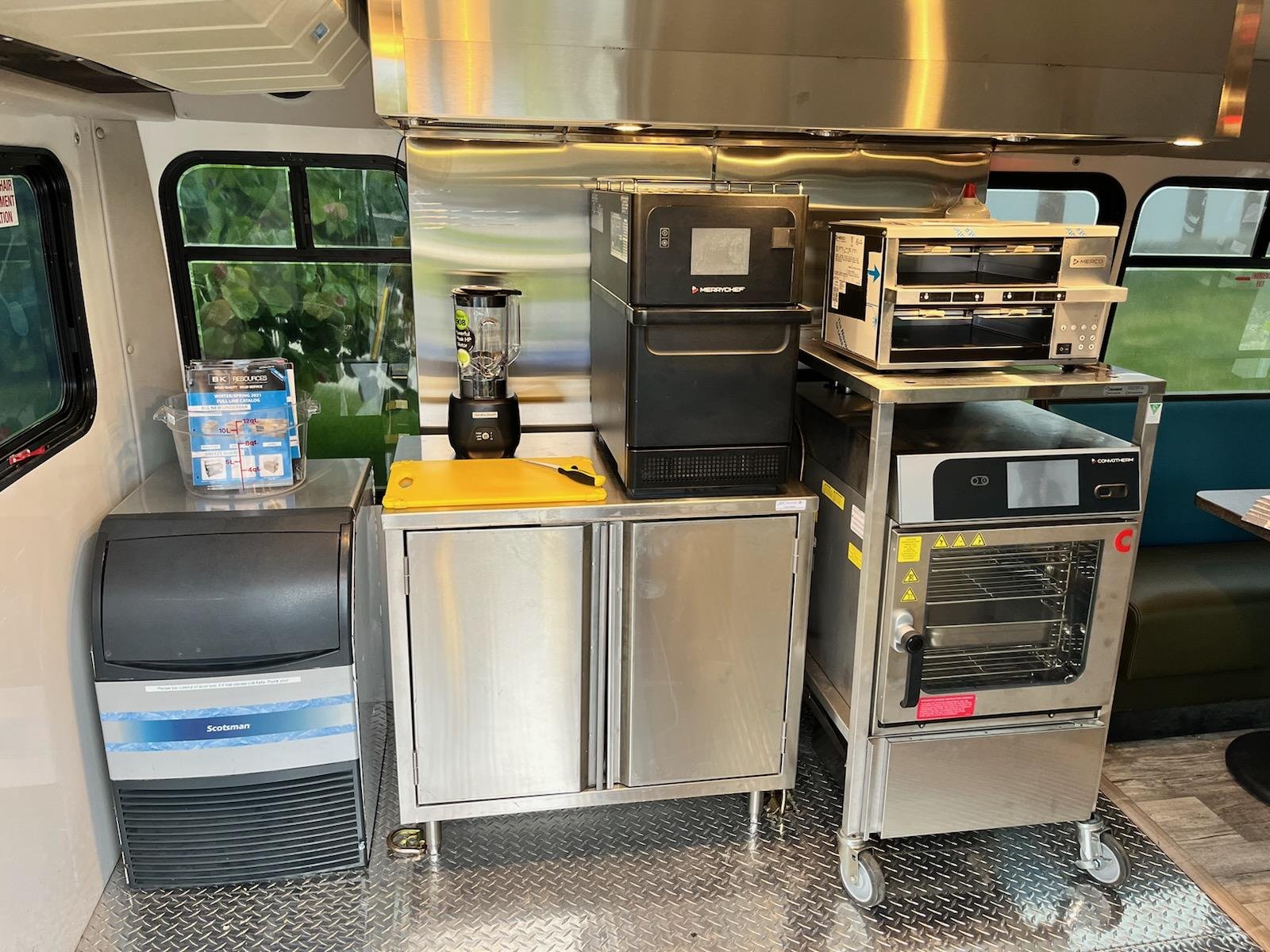Mobile Kitchen & Showroom — Lake Effect