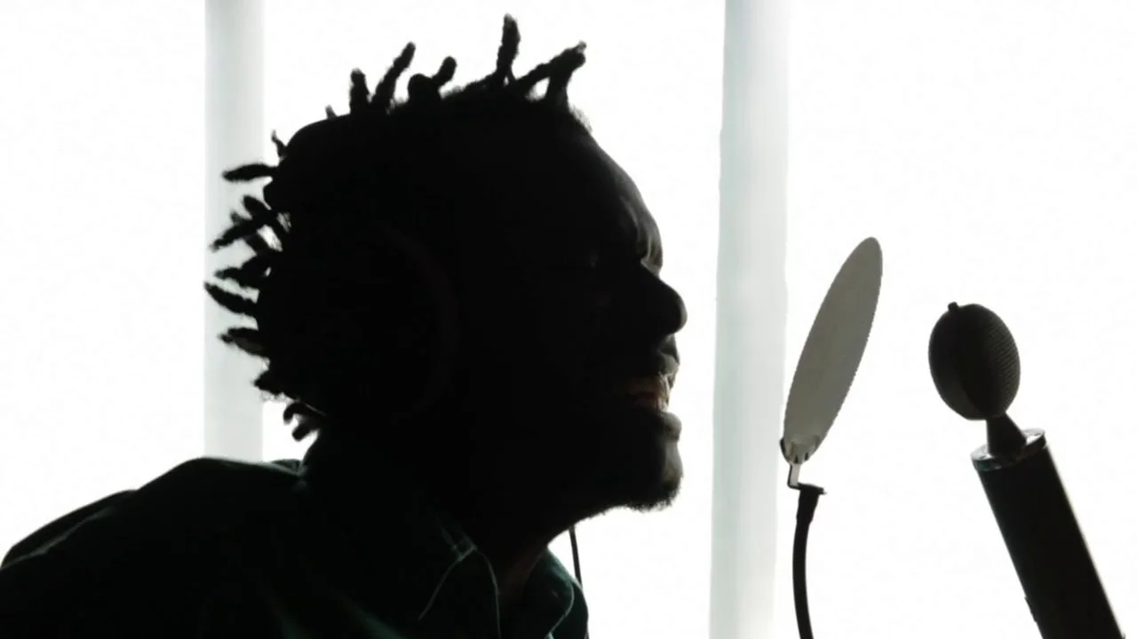 TIBLESS " Menina das Candeia"