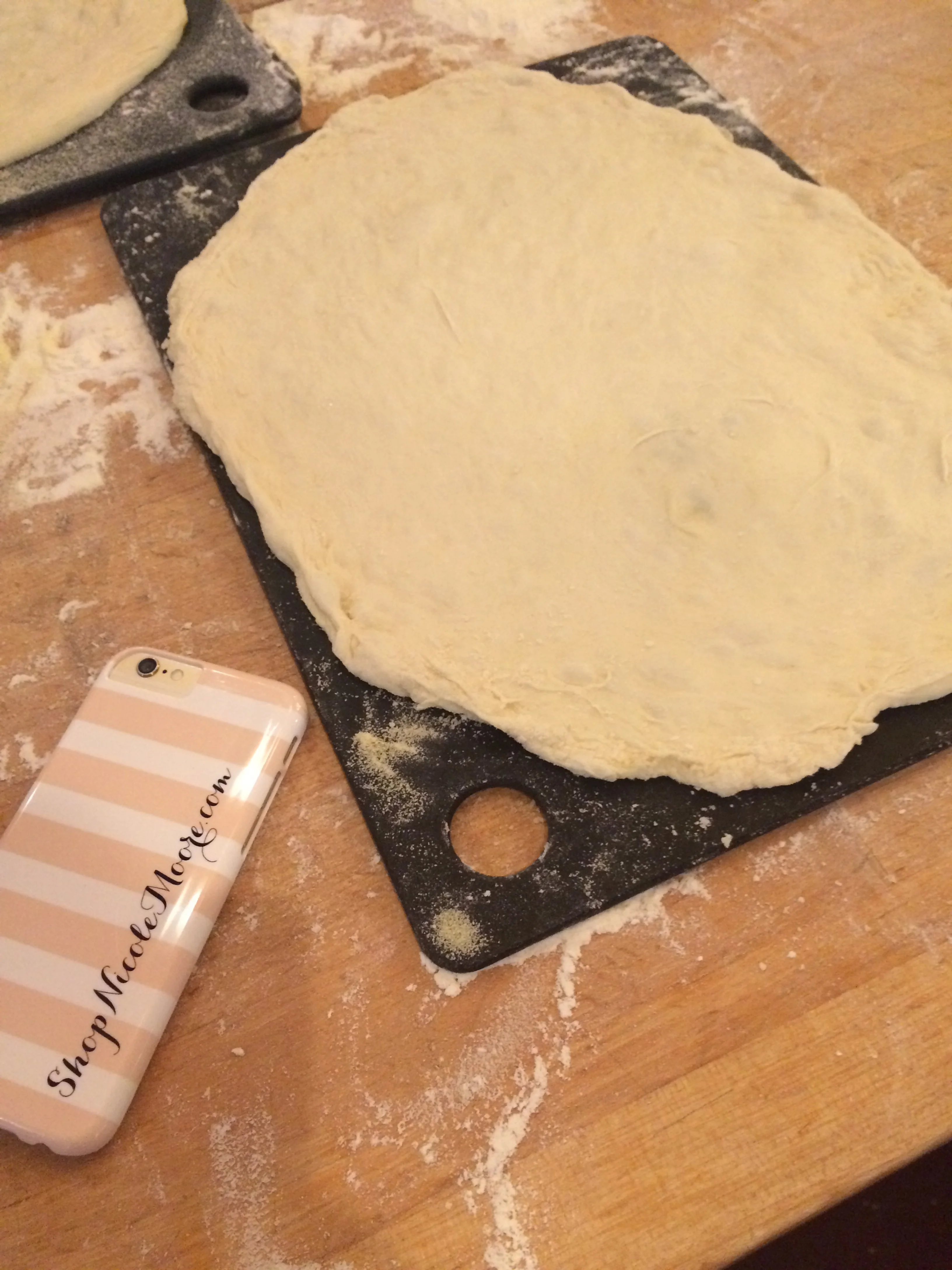 Serious Pie only does oval pizzas, NO ROUND!