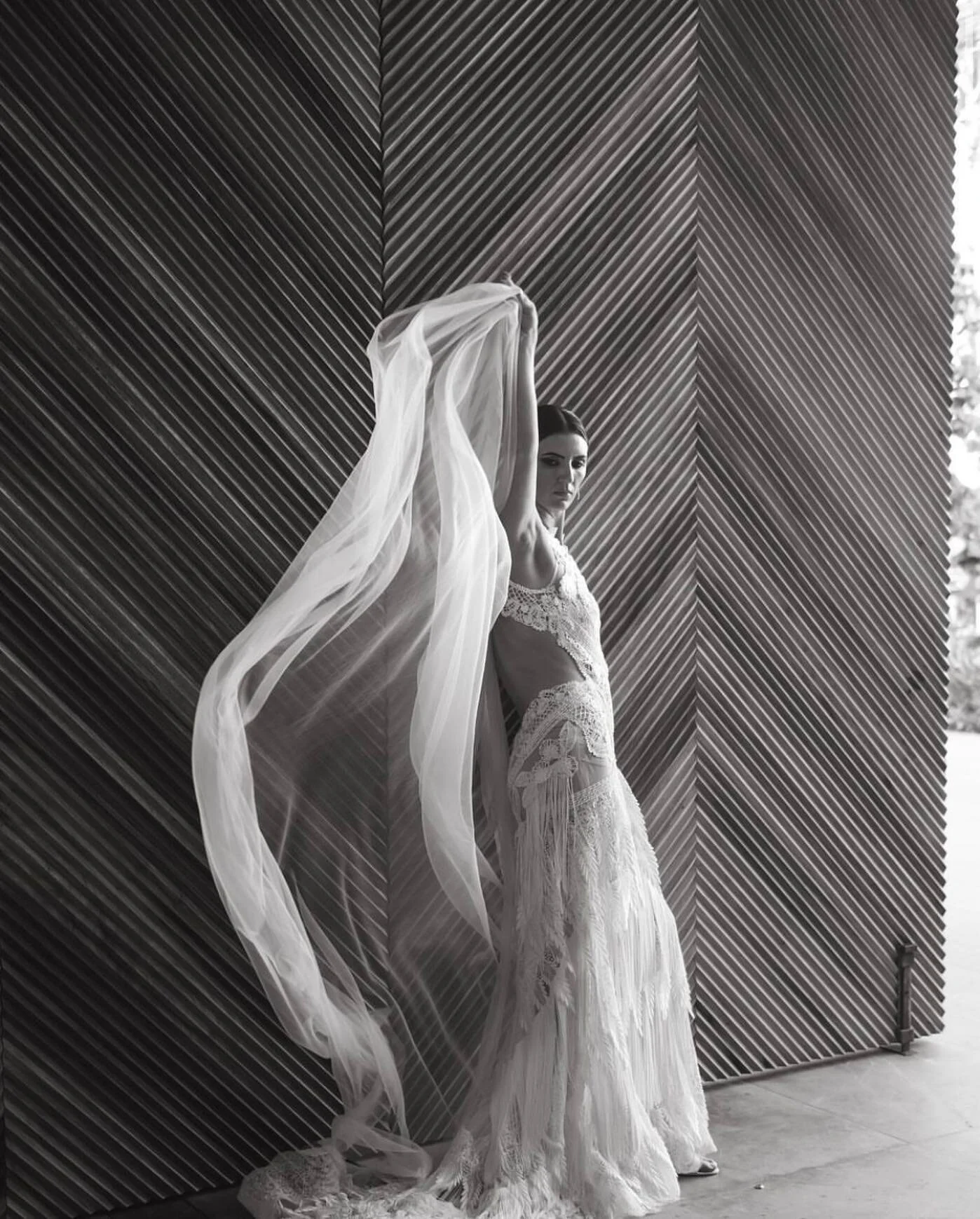 EMILY

Wedding by: @sosweddingplanners 
@baeriweddings @hiltontulumallinclusive .
.
.
.
.
.
.
.
#tulum #tulumwedding #hilton bridal #brides #makeup #makeupartist #beauty #bride #bridalinspiration #bridalinspo #wedding #weddingdress #oscardelarenta #r