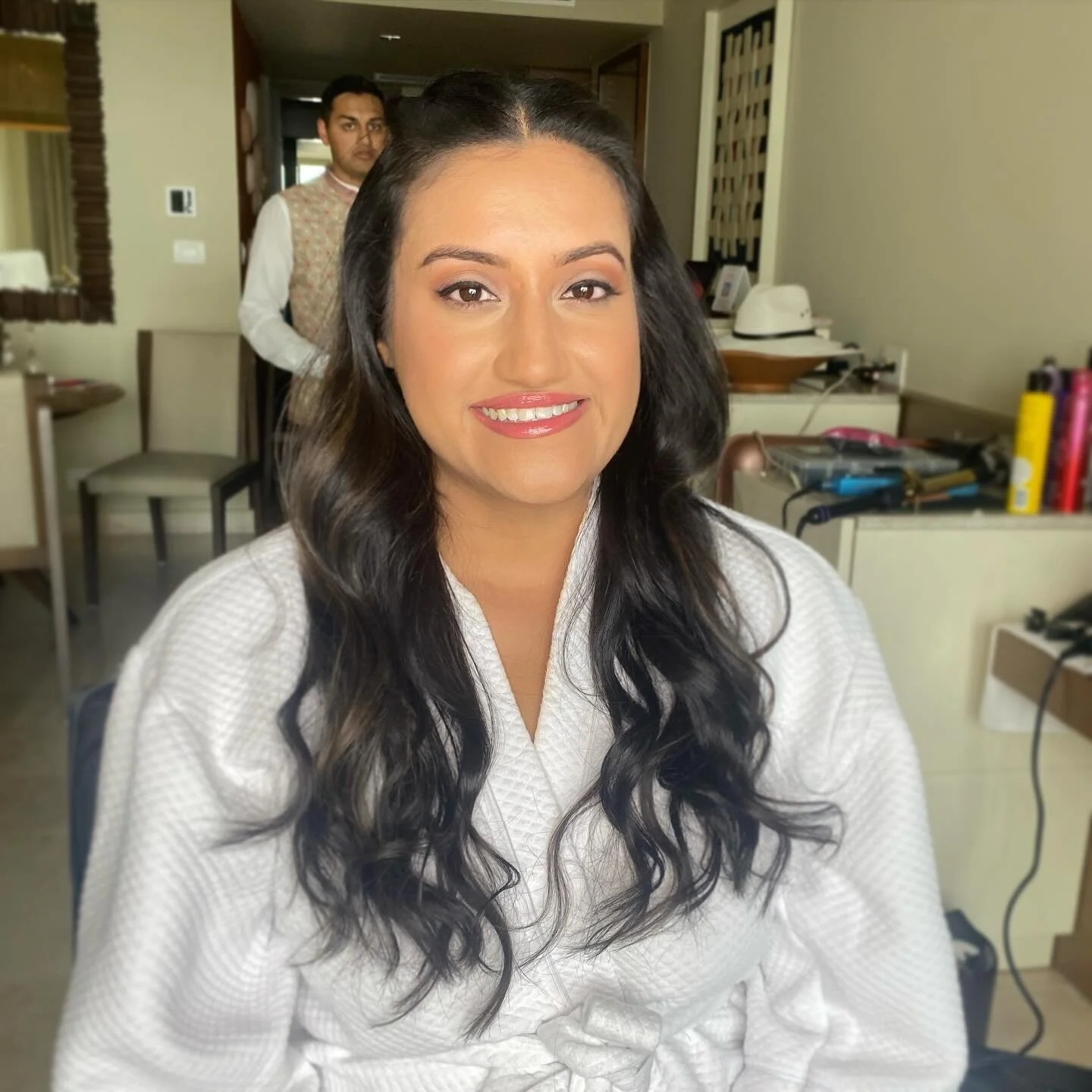 Our beautiful bride Shreya ✨

WELCOME PARTY - SANGEET LOOK 
Wedding by @liz.medina.weddings @jccastilloweddings 
.
.
Glam @taniataglemakeupandhair 
Artists: Nohem&iacute; 
.
.
.
.
.
.
.
#maccosmetics #bride #wedding #weddinginspiration #destinationwe