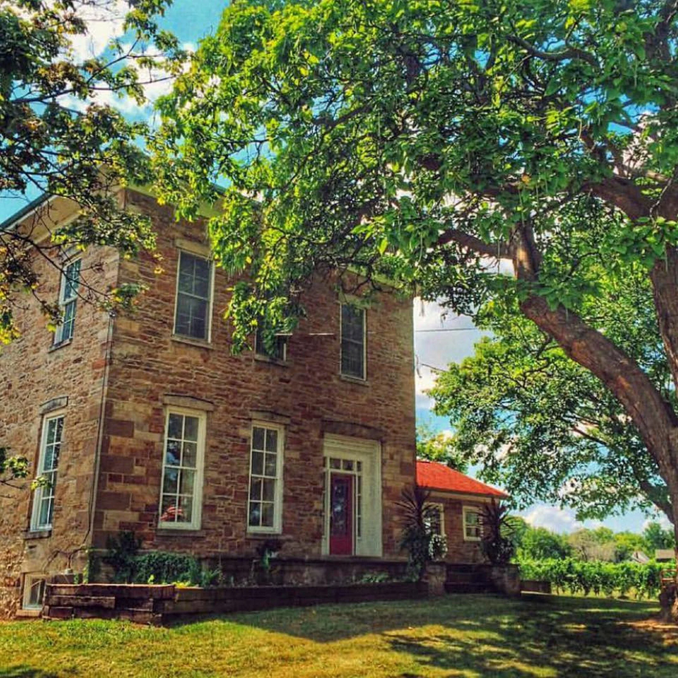 FRWVineyardManorHouse.jpg