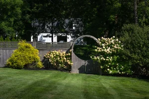 The Barrow House thumbnail 36