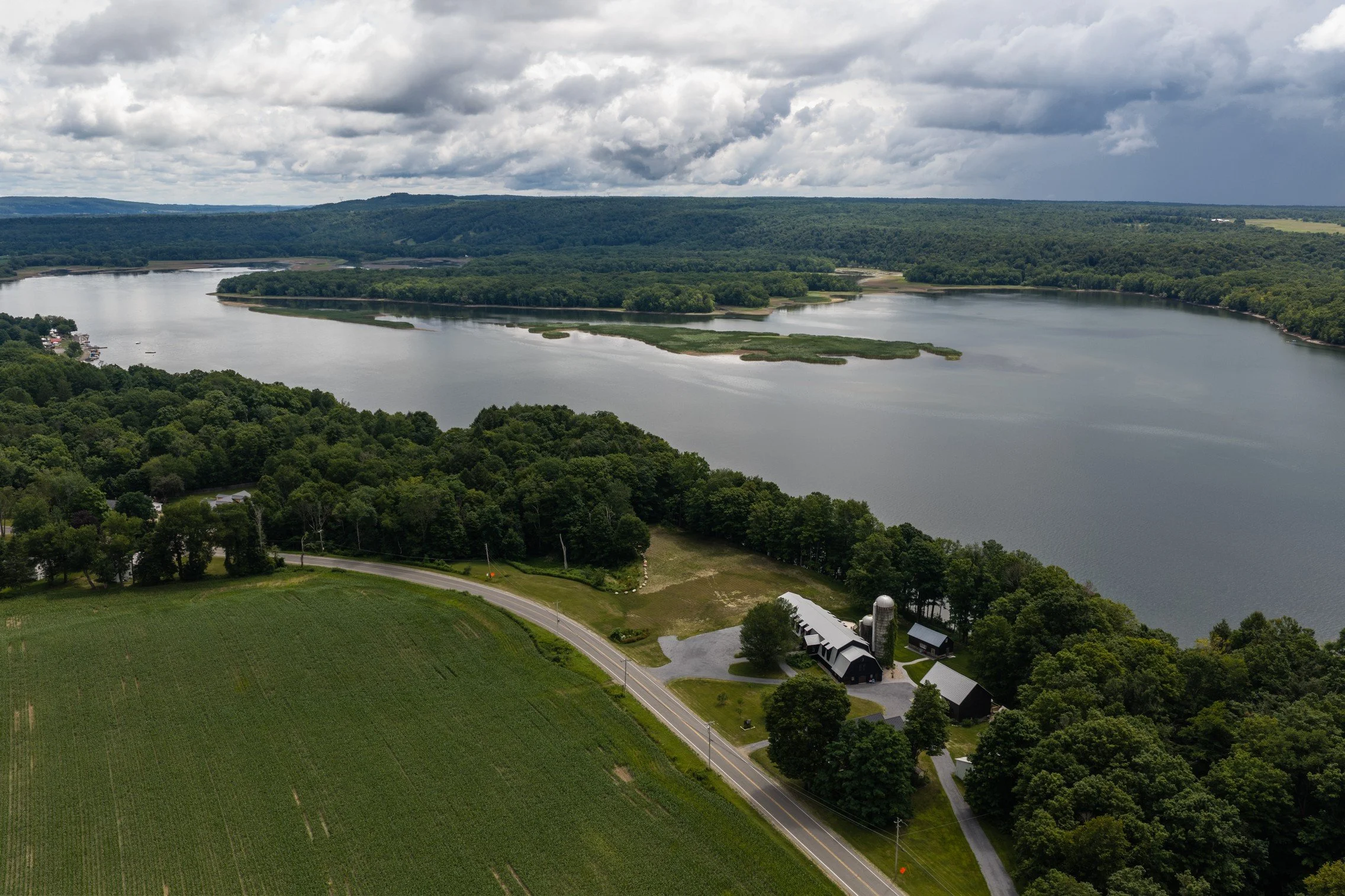 Lakeview Barns 29.jpg