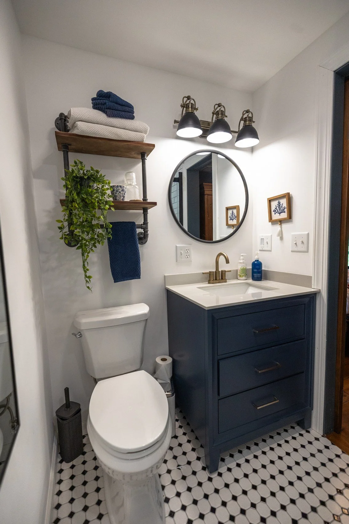 Lakeview Barns 79.jpg
