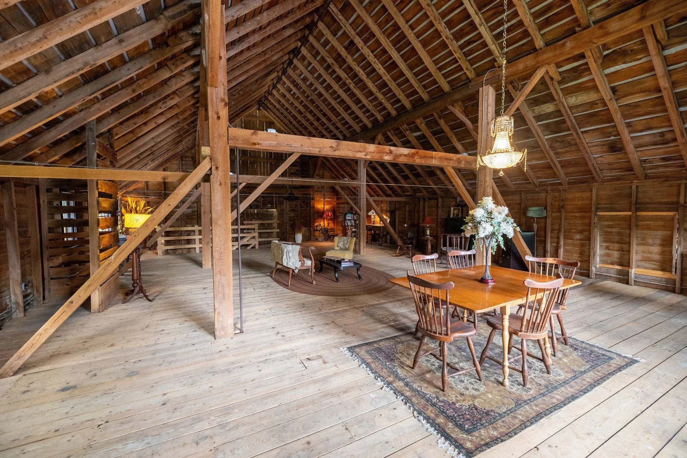 Lakeview Barns 105.jpg