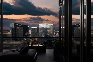 The Pinnacle Penthouse thumbnail 3