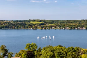 Cazenovia Lake House thumbnail 29