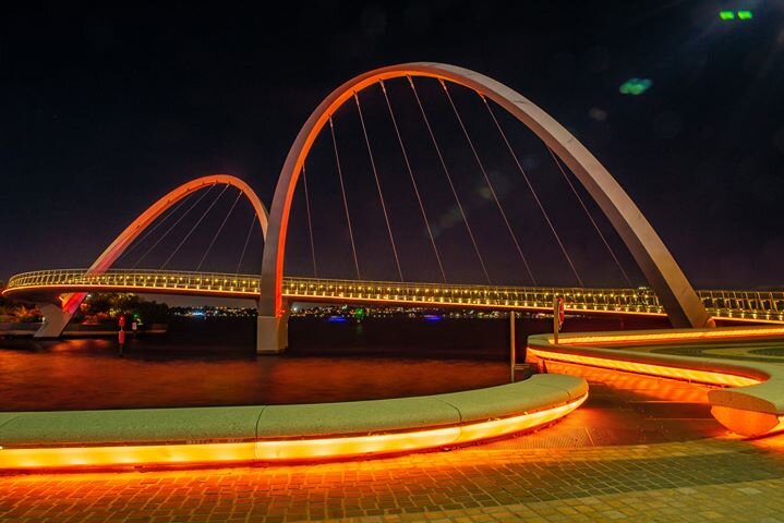 elizabethquay1.jpg