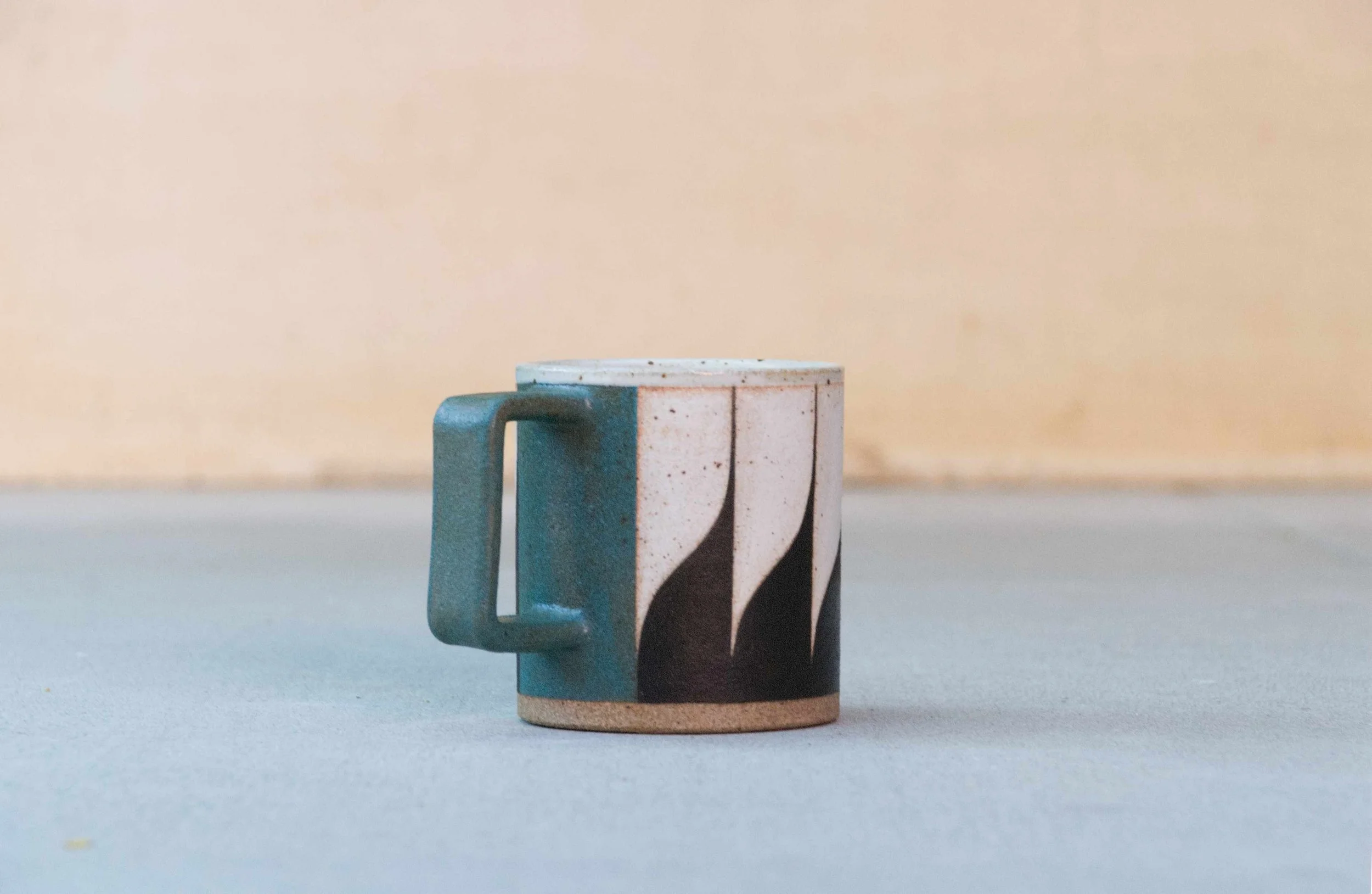 Green Plume Mug05.jpg