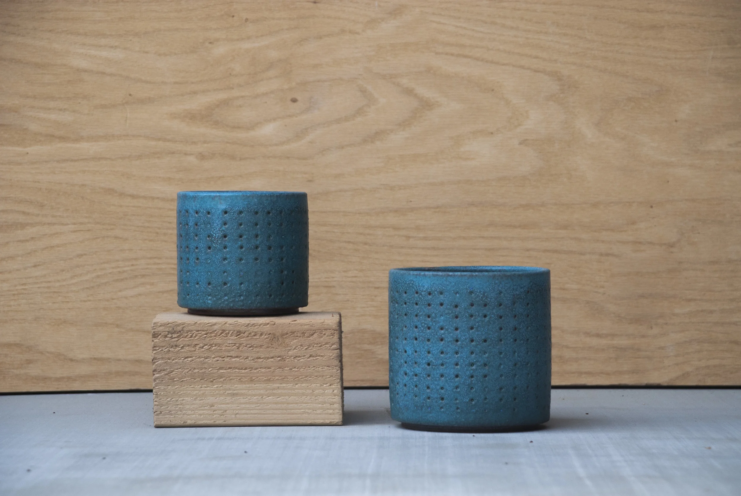 bluegreen dot planters.JPG