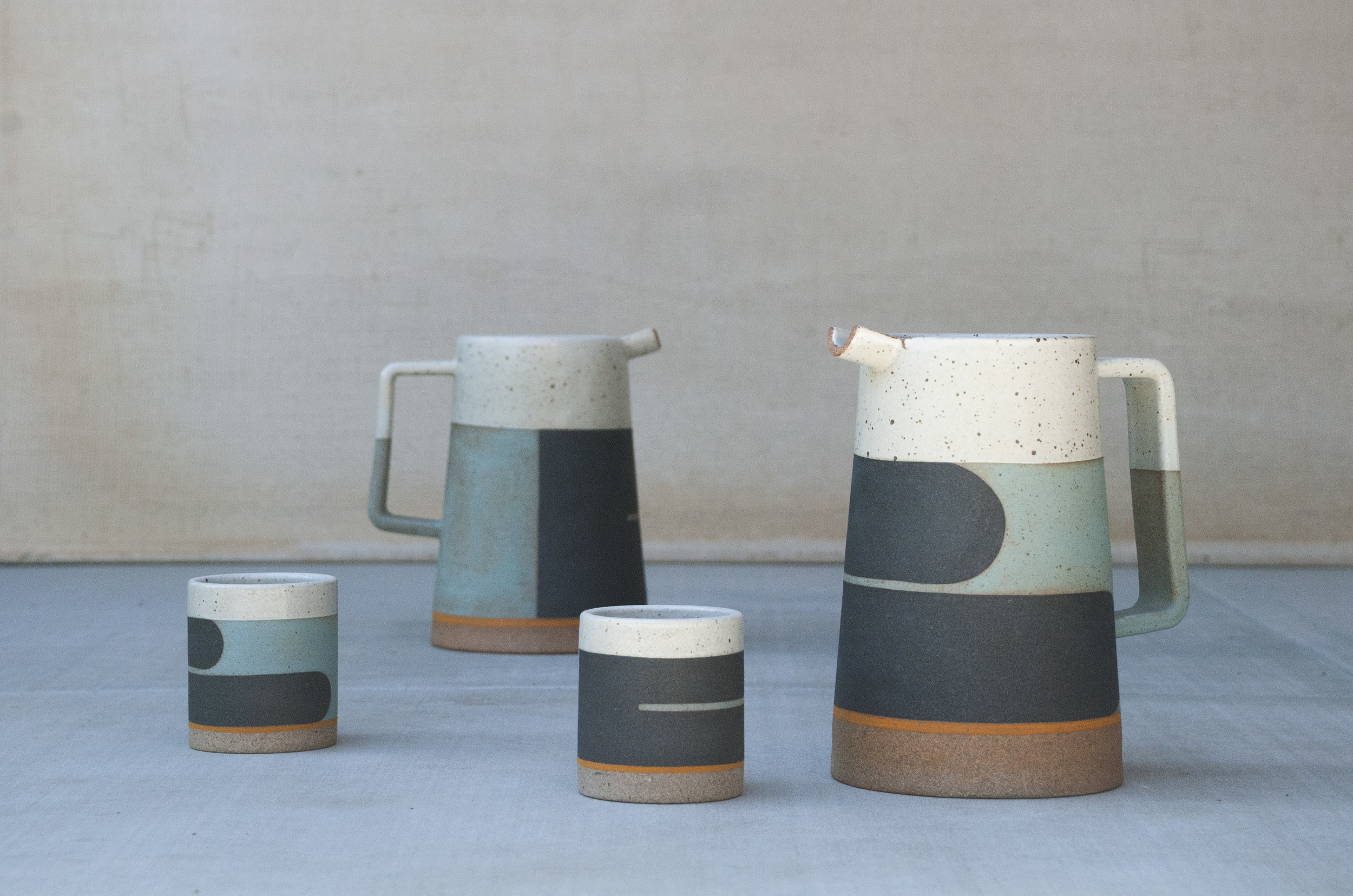 B pitcher and cup set01.jpg