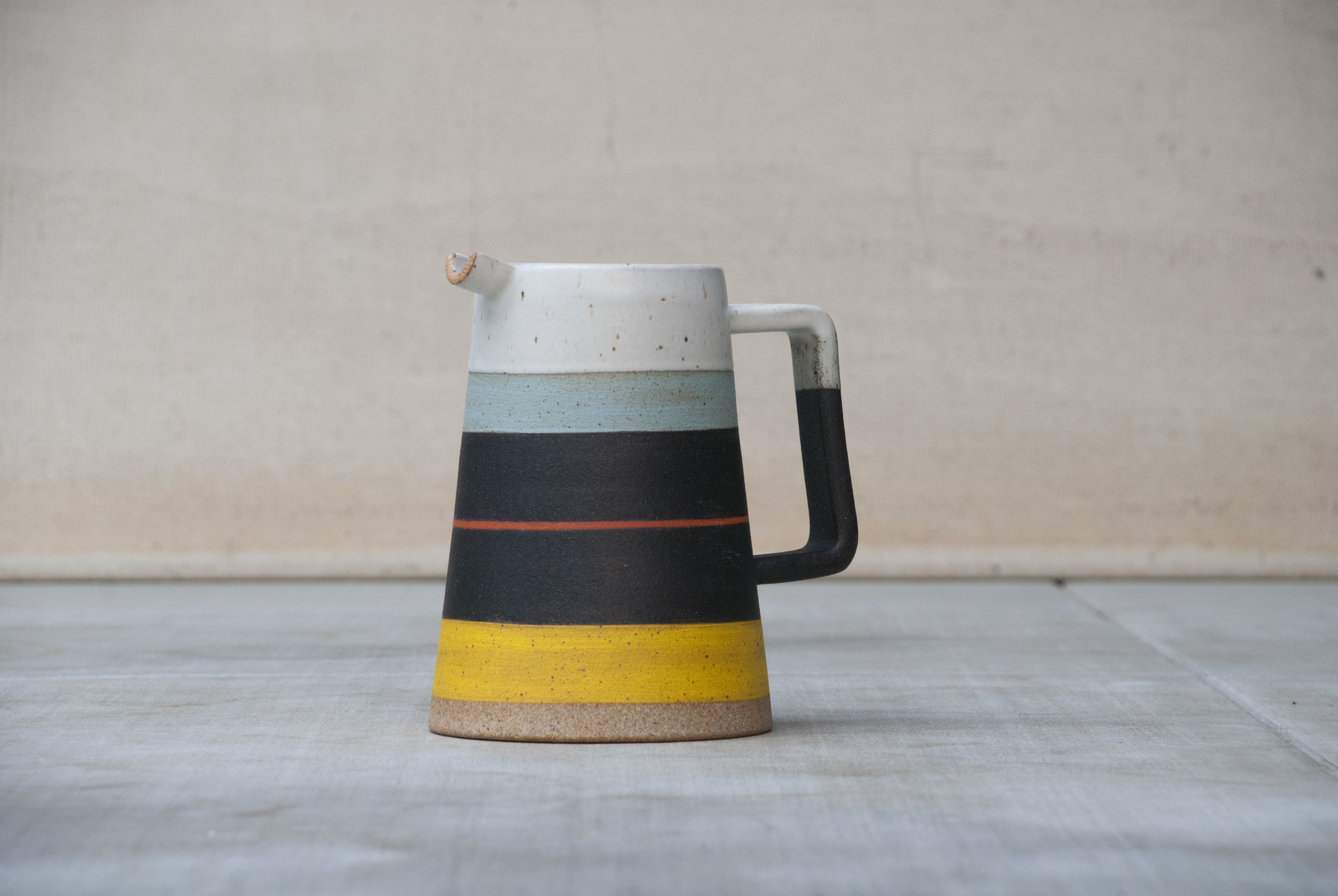 stripe pitcher 01.jpg