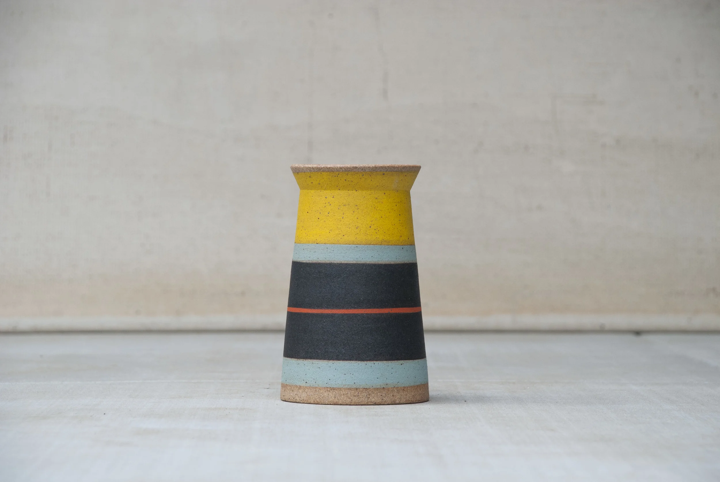 Stripe vase yellow top 001.jpg