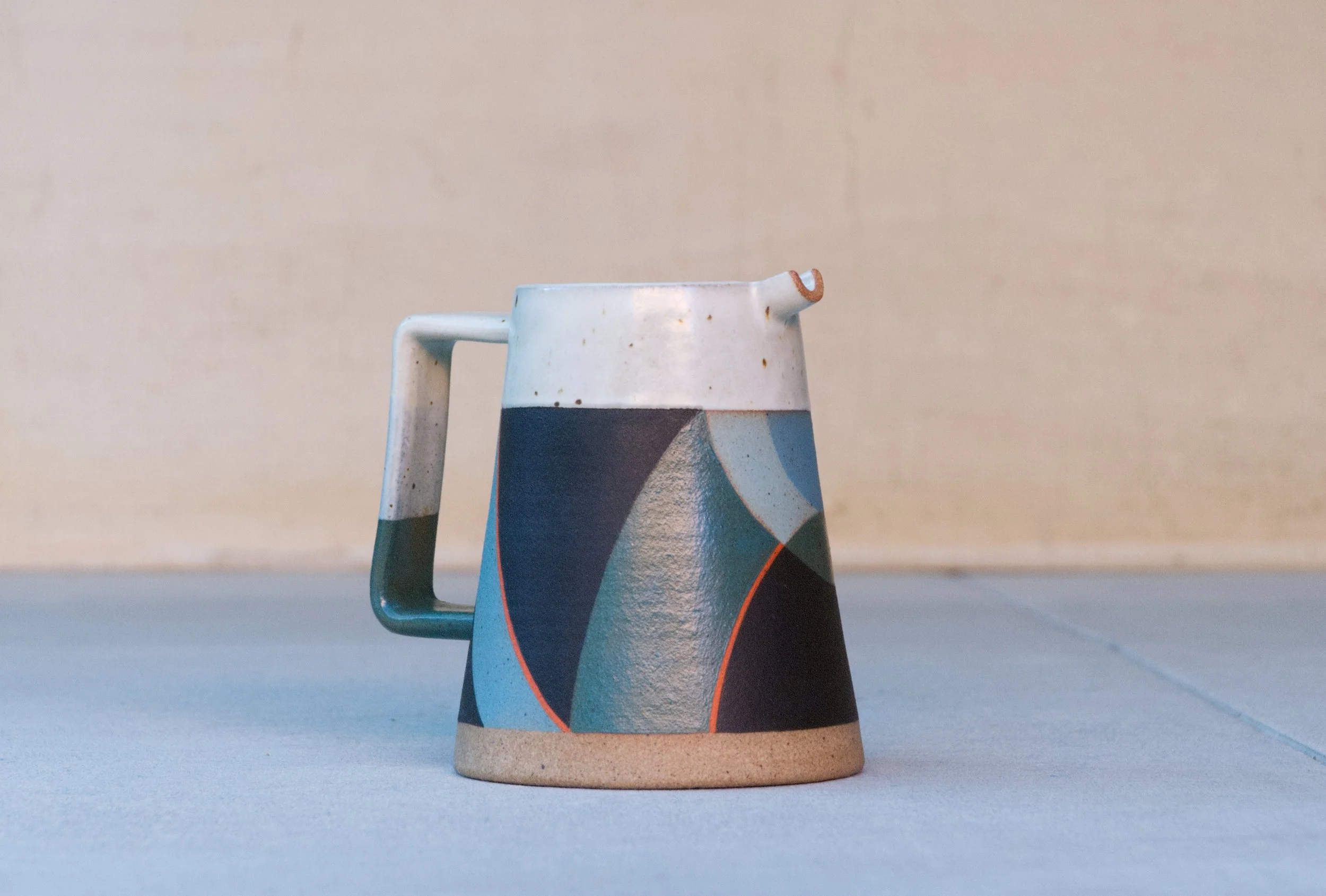 Swell Pitcher 02.jpg