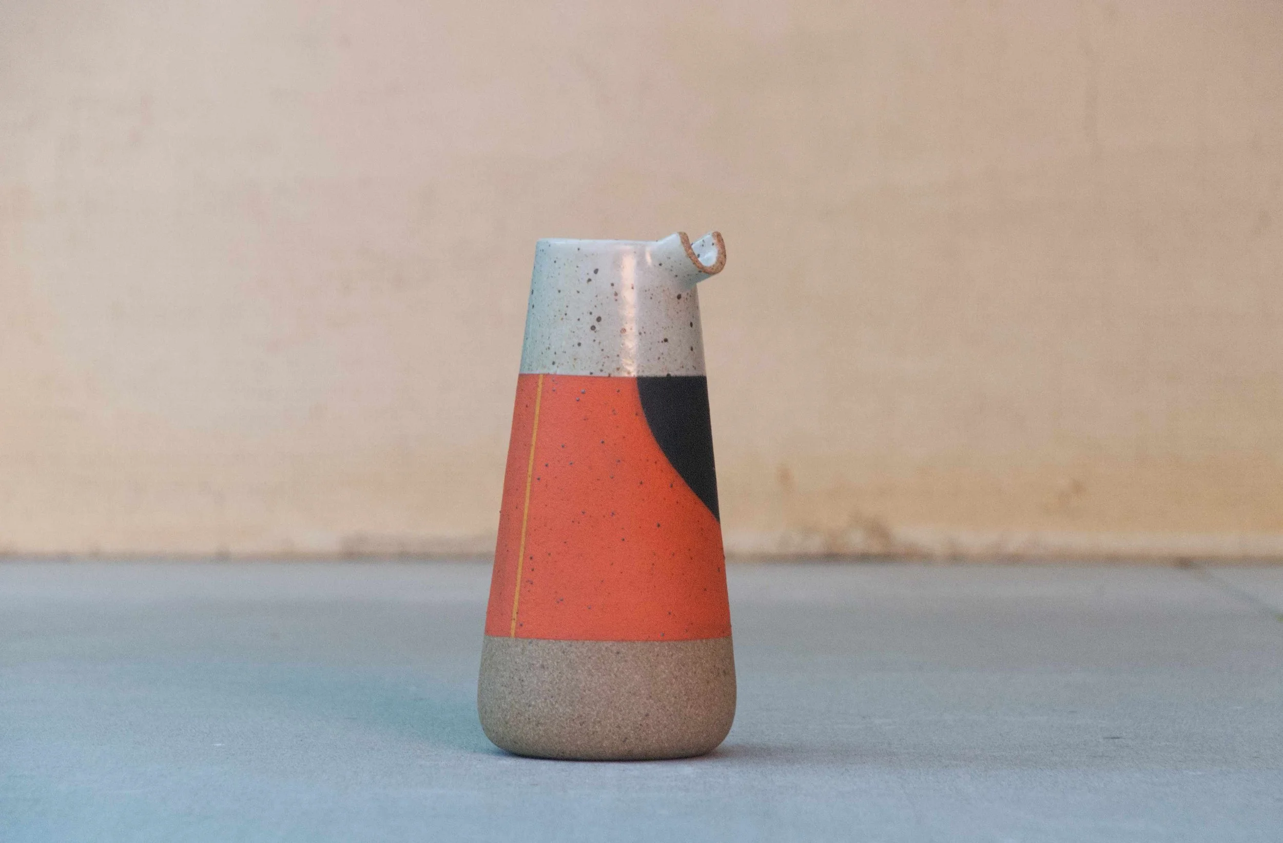 Red Graphic Decanter03.jpg