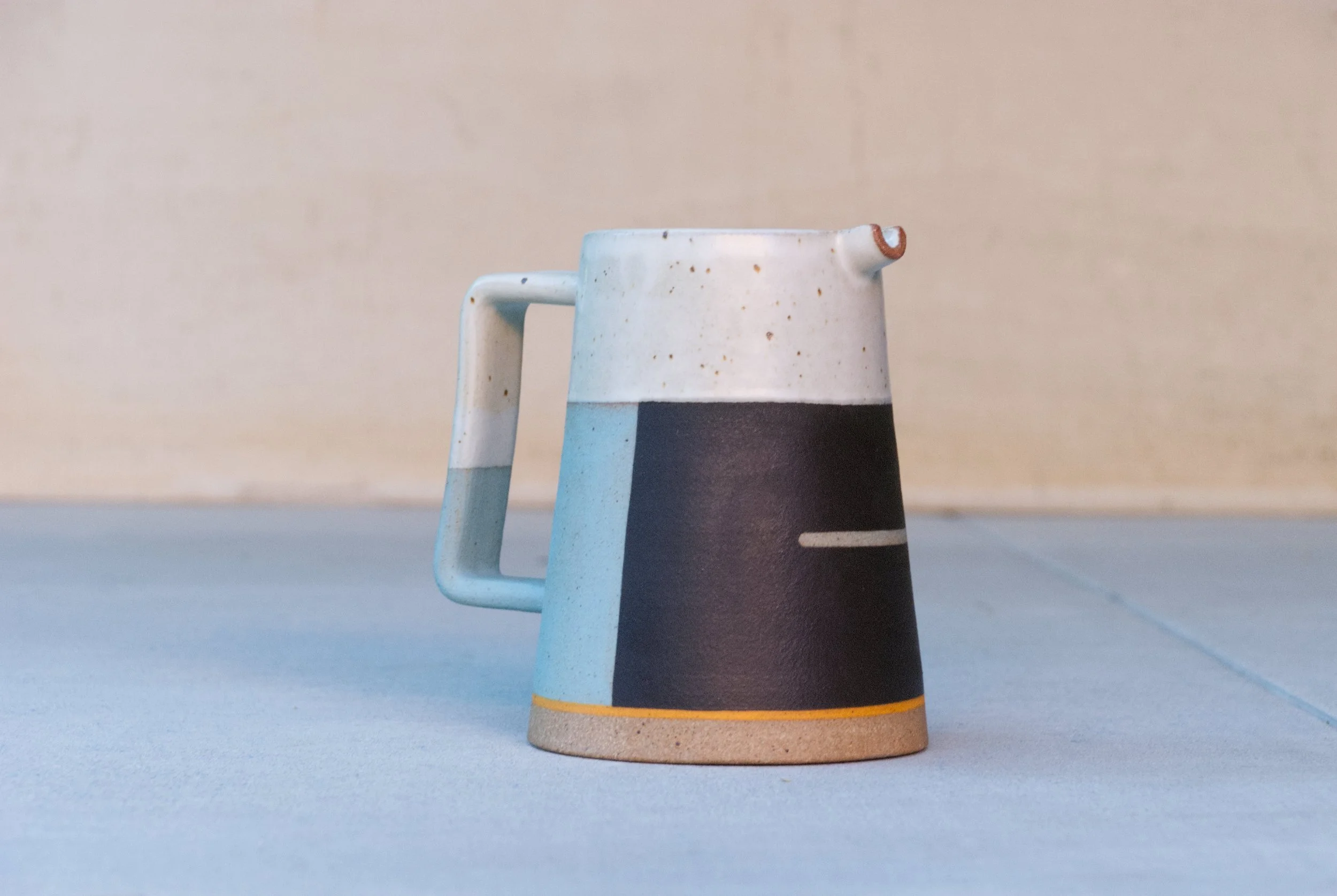 Green B Pitcher02.jpg