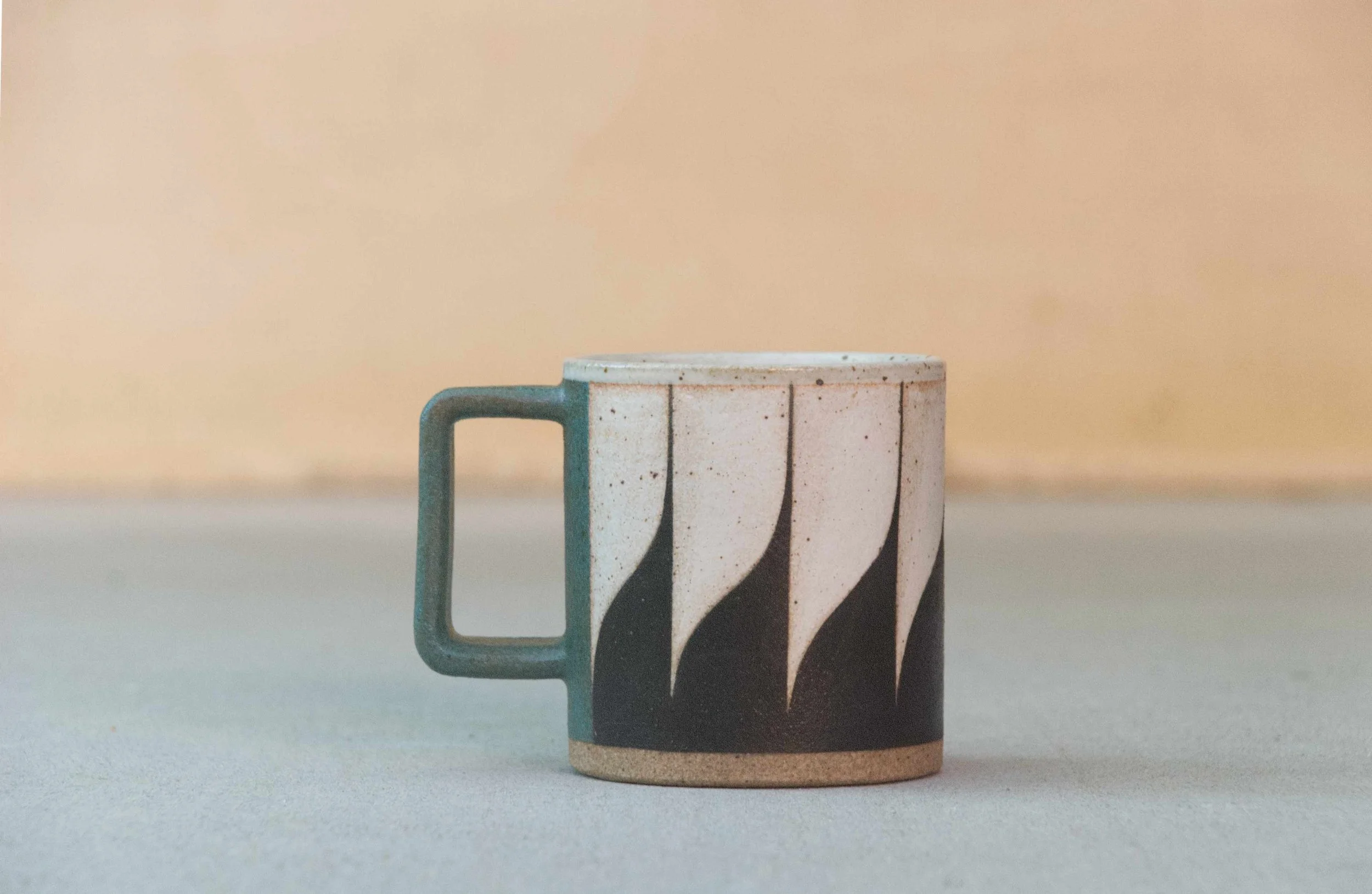 Green Plume Mug02.jpg