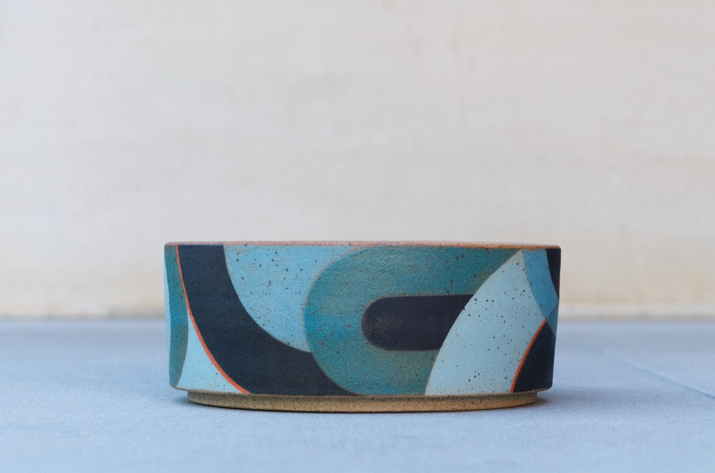 Swell Planter Low A02.jpg