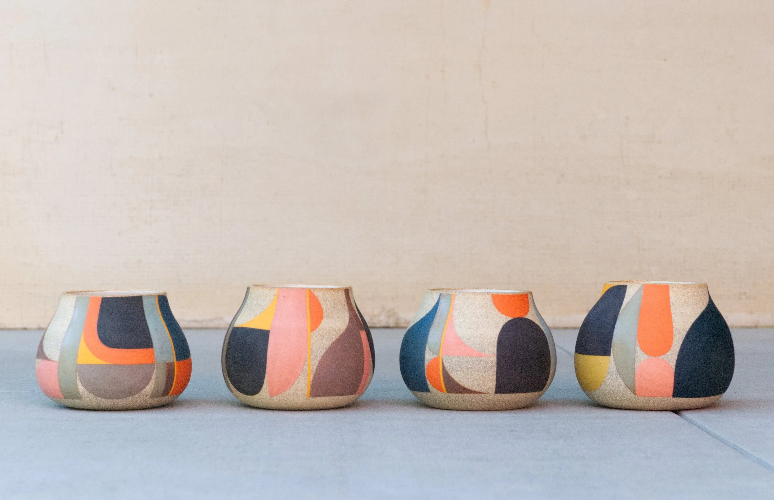 Low Pattern Vases02.jpg
