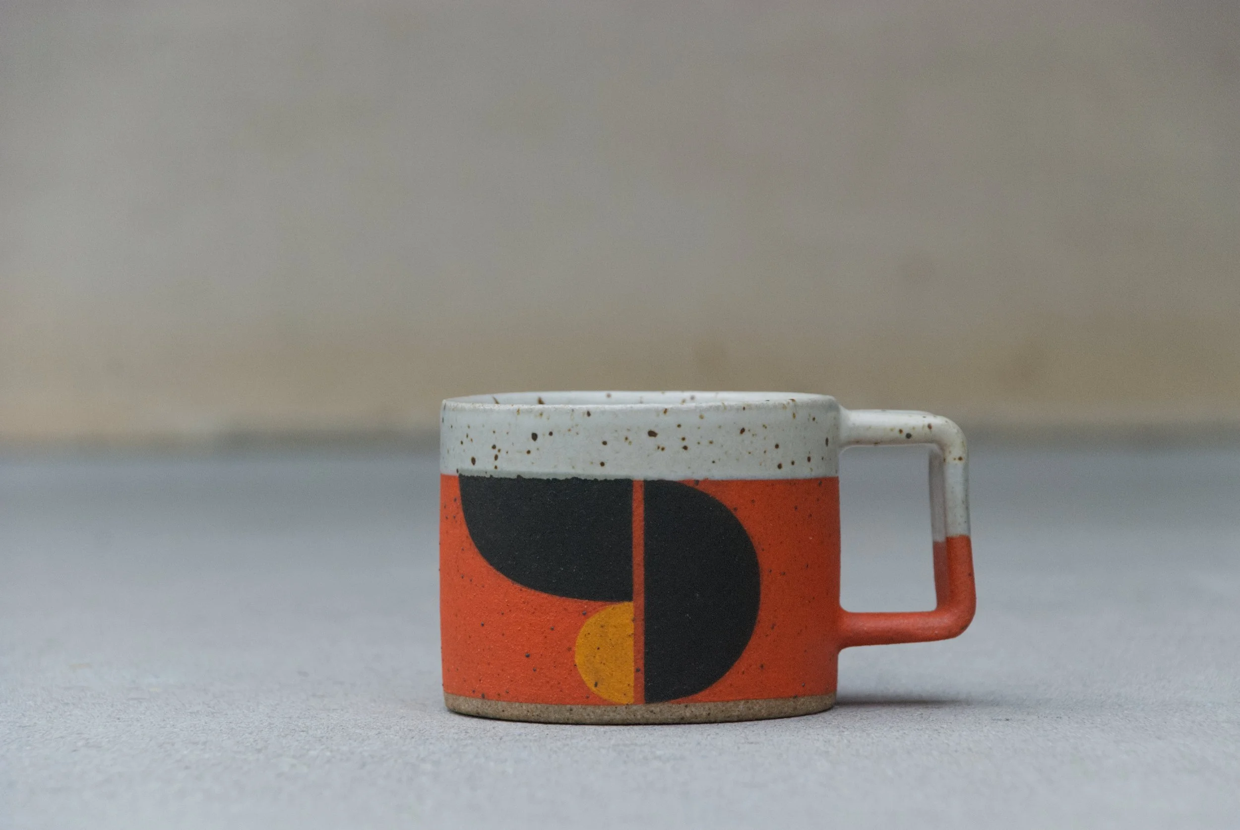 Red Graphic Low Mug 01.jpg