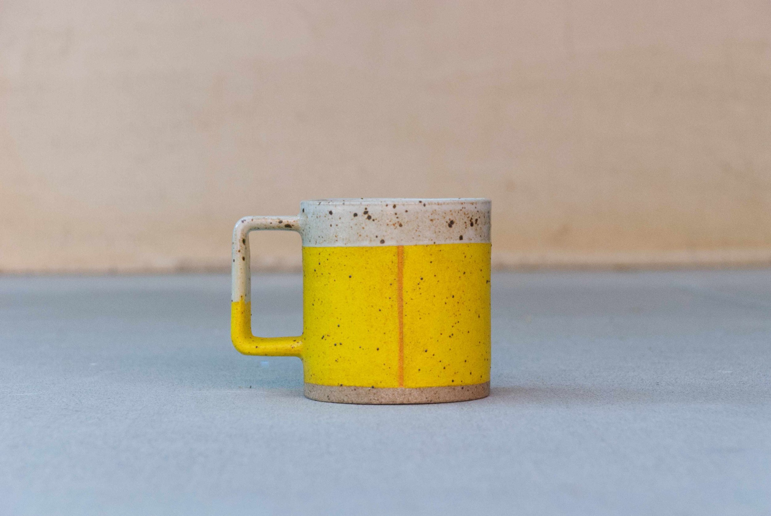 Yellow Graphic Mug03.jpg