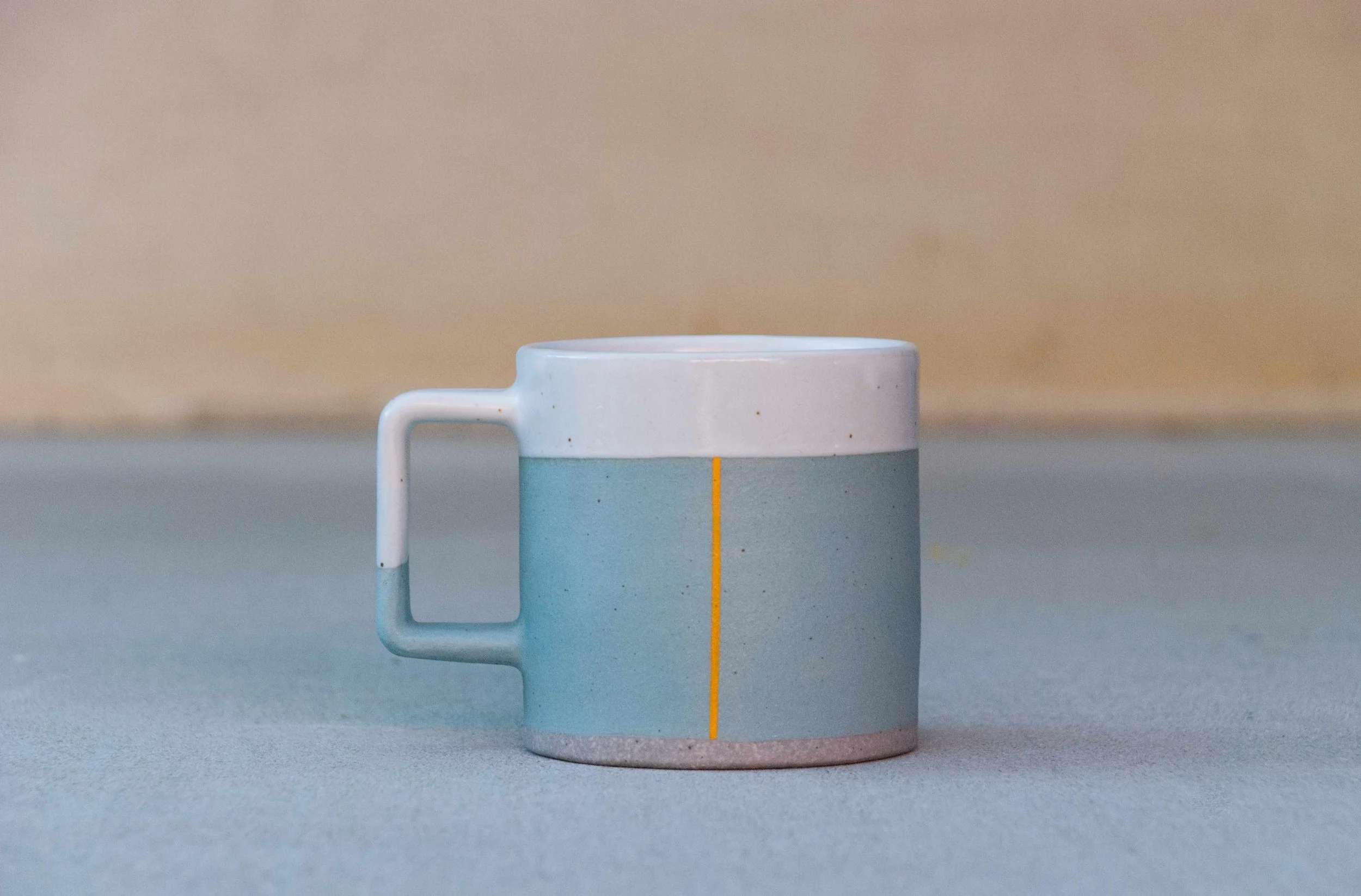 Graphic Mug light blue 02.jpg