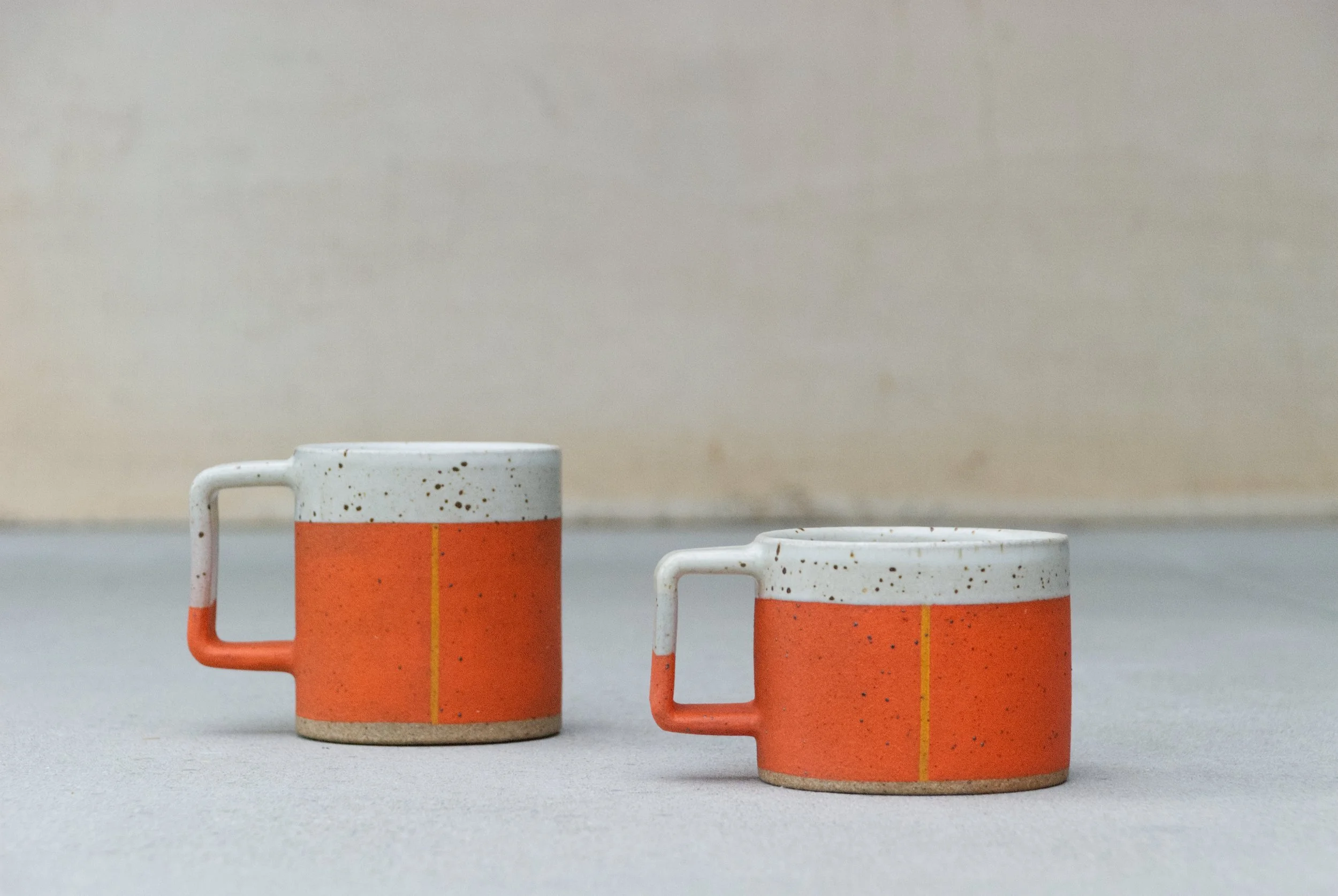 Red Graphic Mugs Set02.jpg