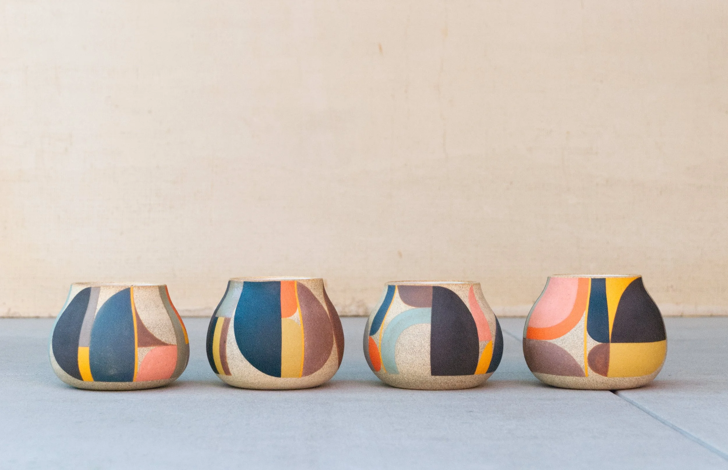 Low Pattern Vases01.jpg