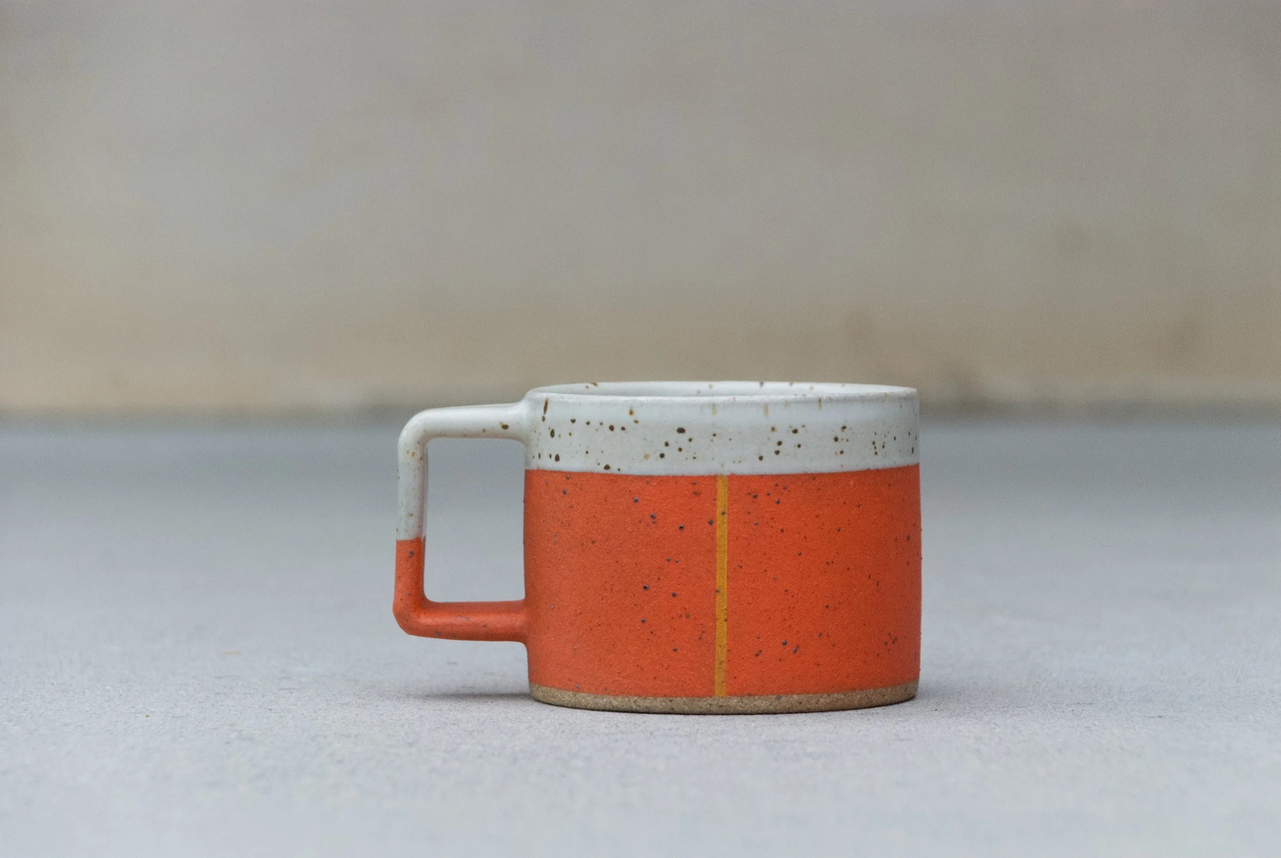 Red Graphic Low Mug 02.jpg