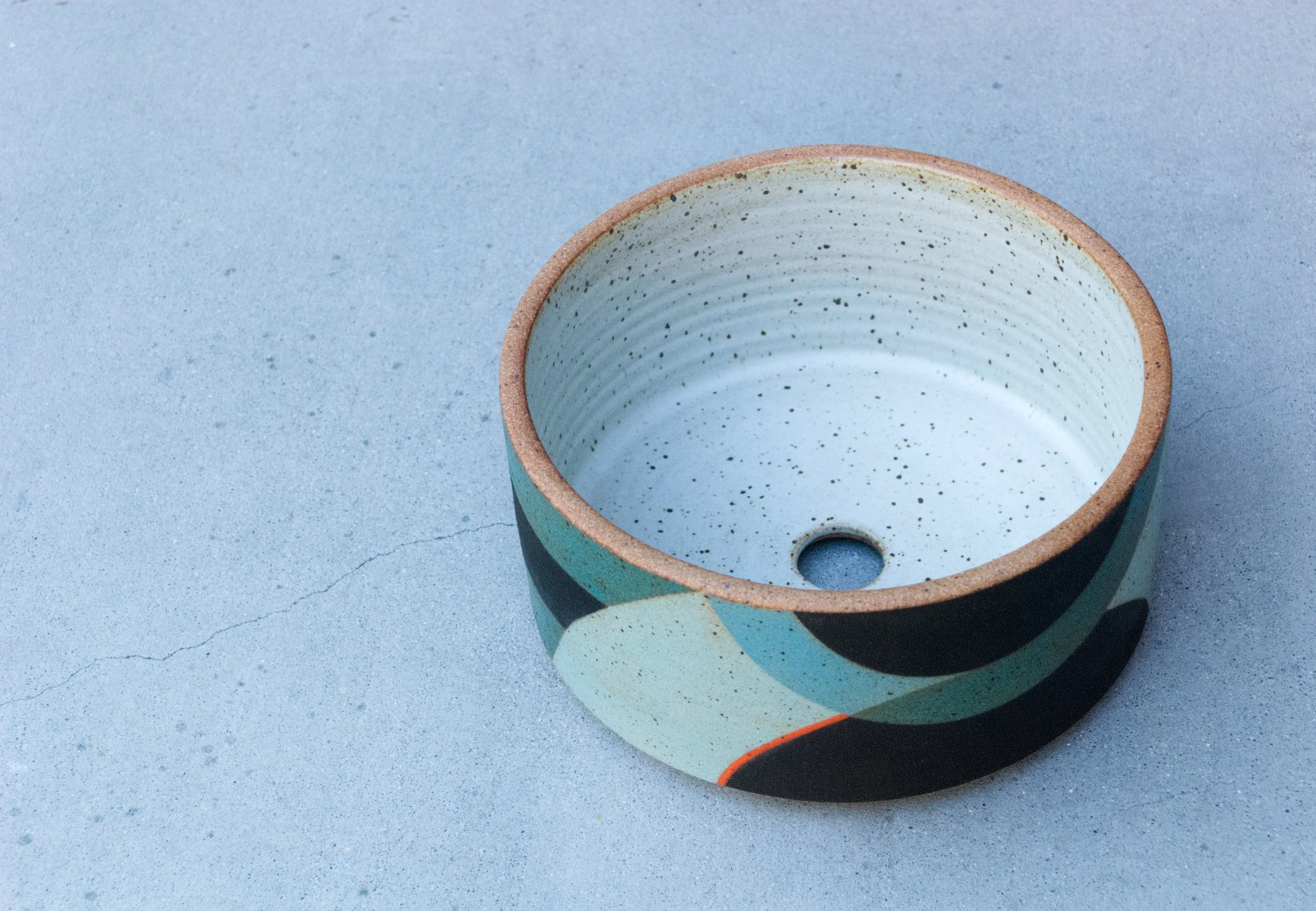 Swell Planter Low B05.jpg