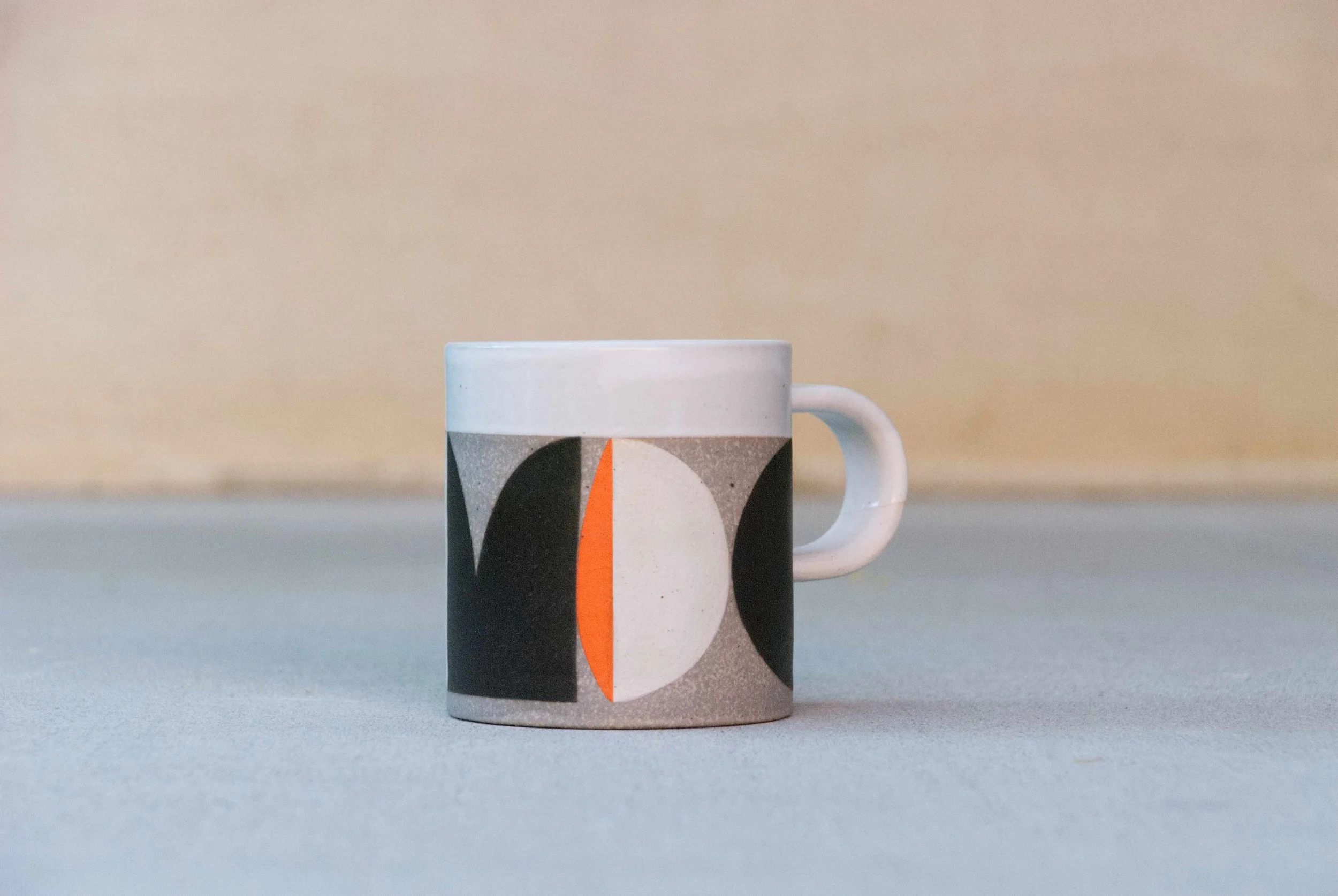 B&W pattern Mug02.jpg