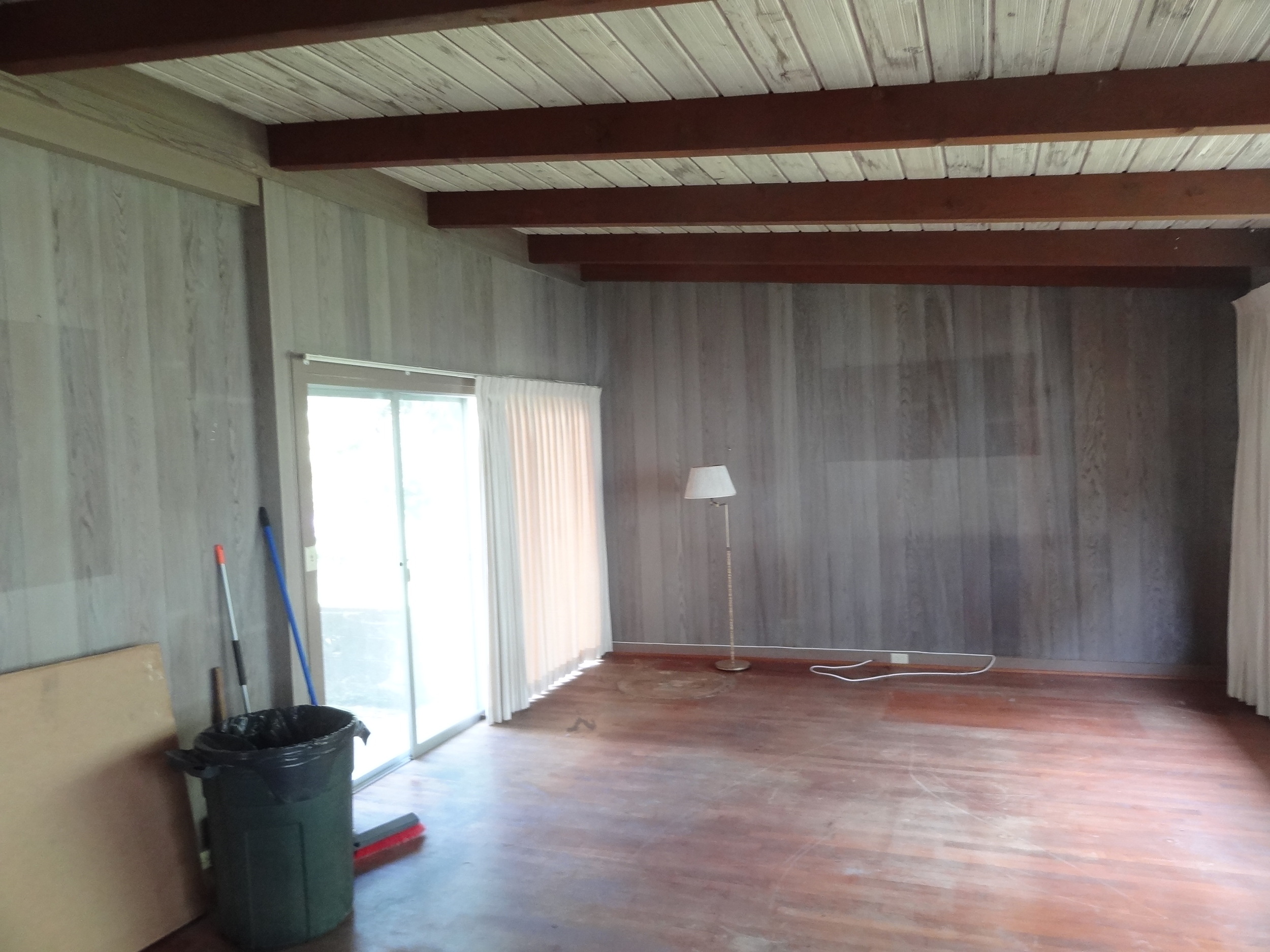 DECONSTRUCTION: Manoa House
