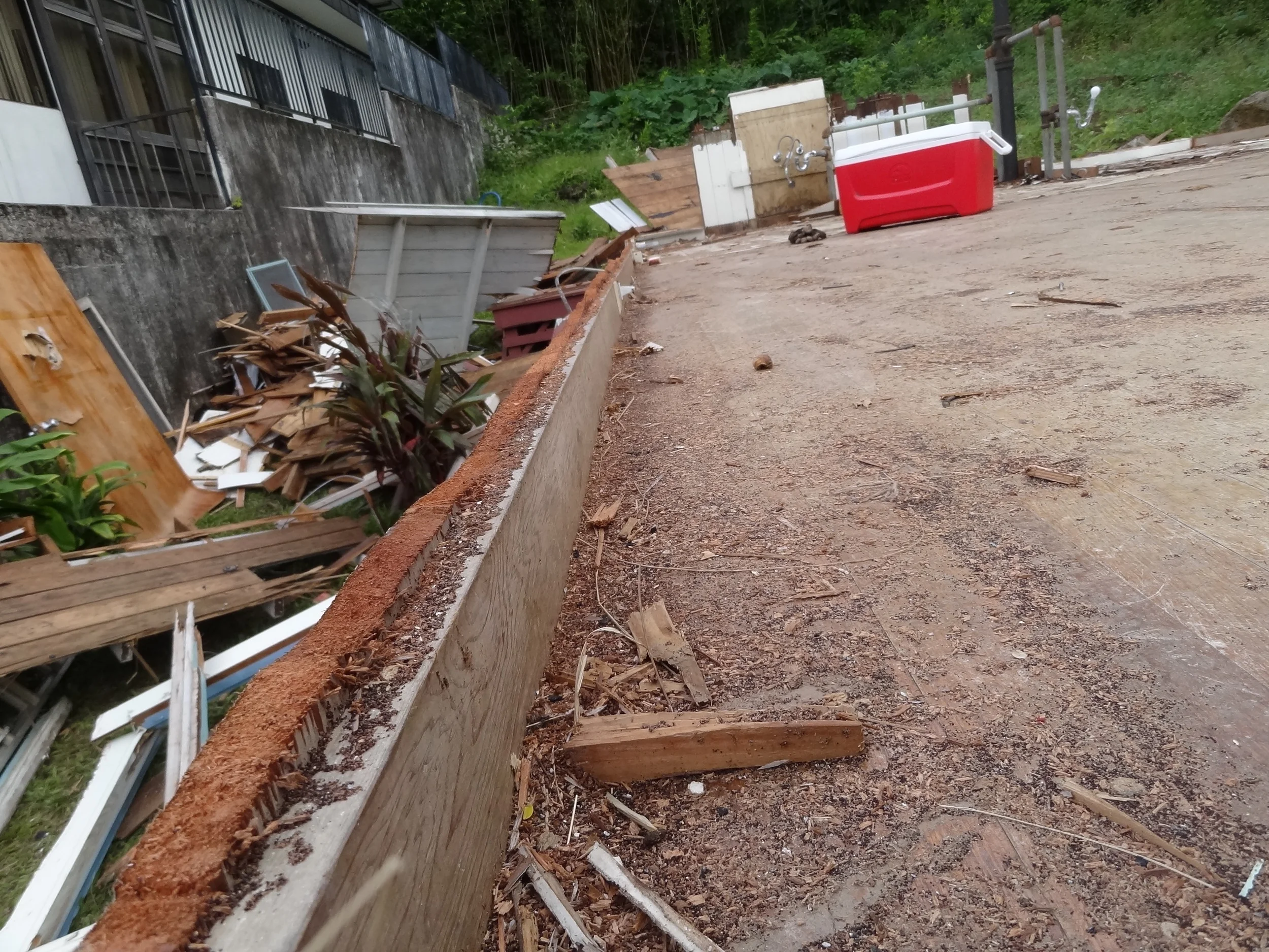 DECONSTRUCTION: Kalihi Valley House