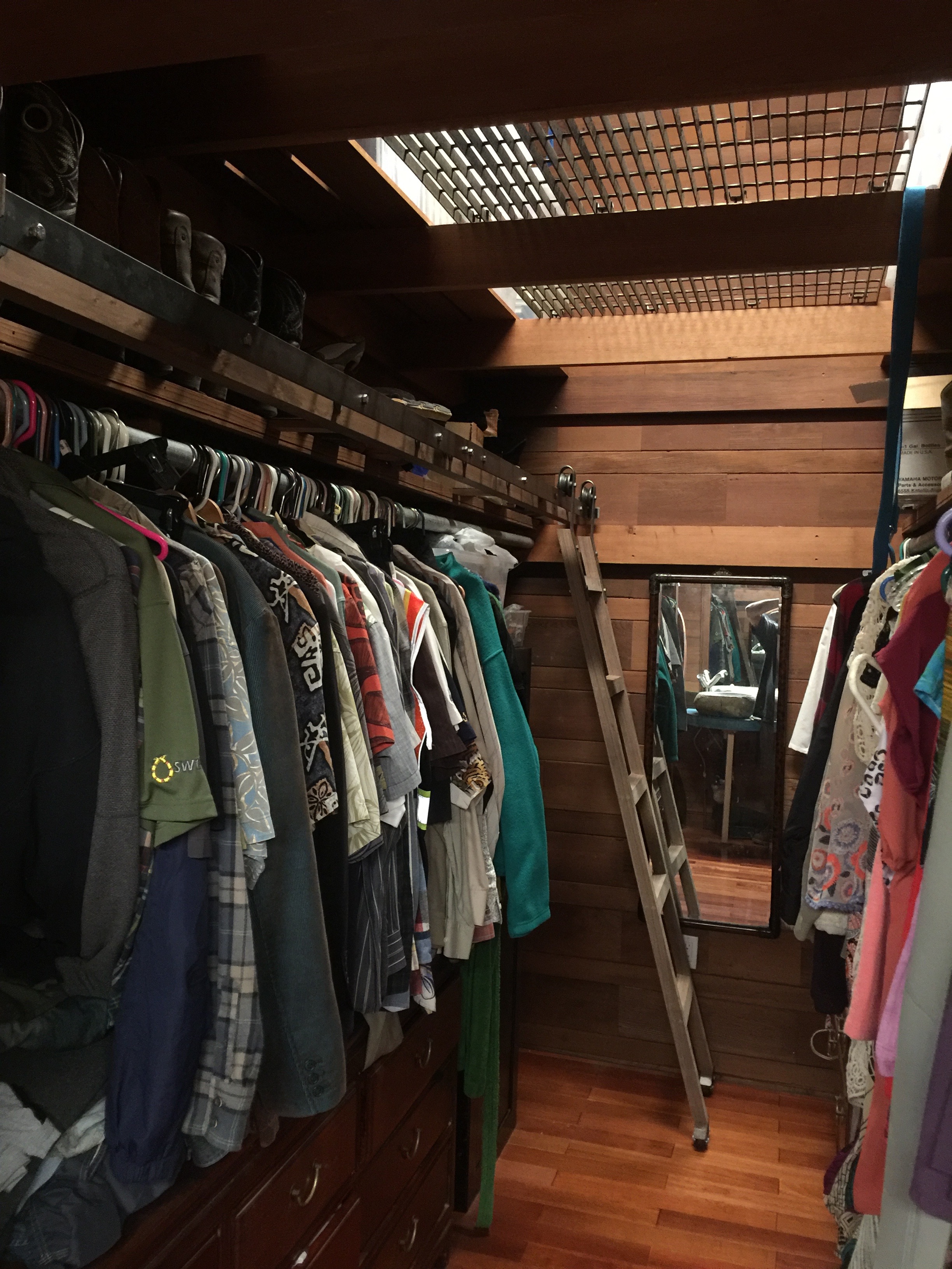 Walk-in rolling ladder.jpg