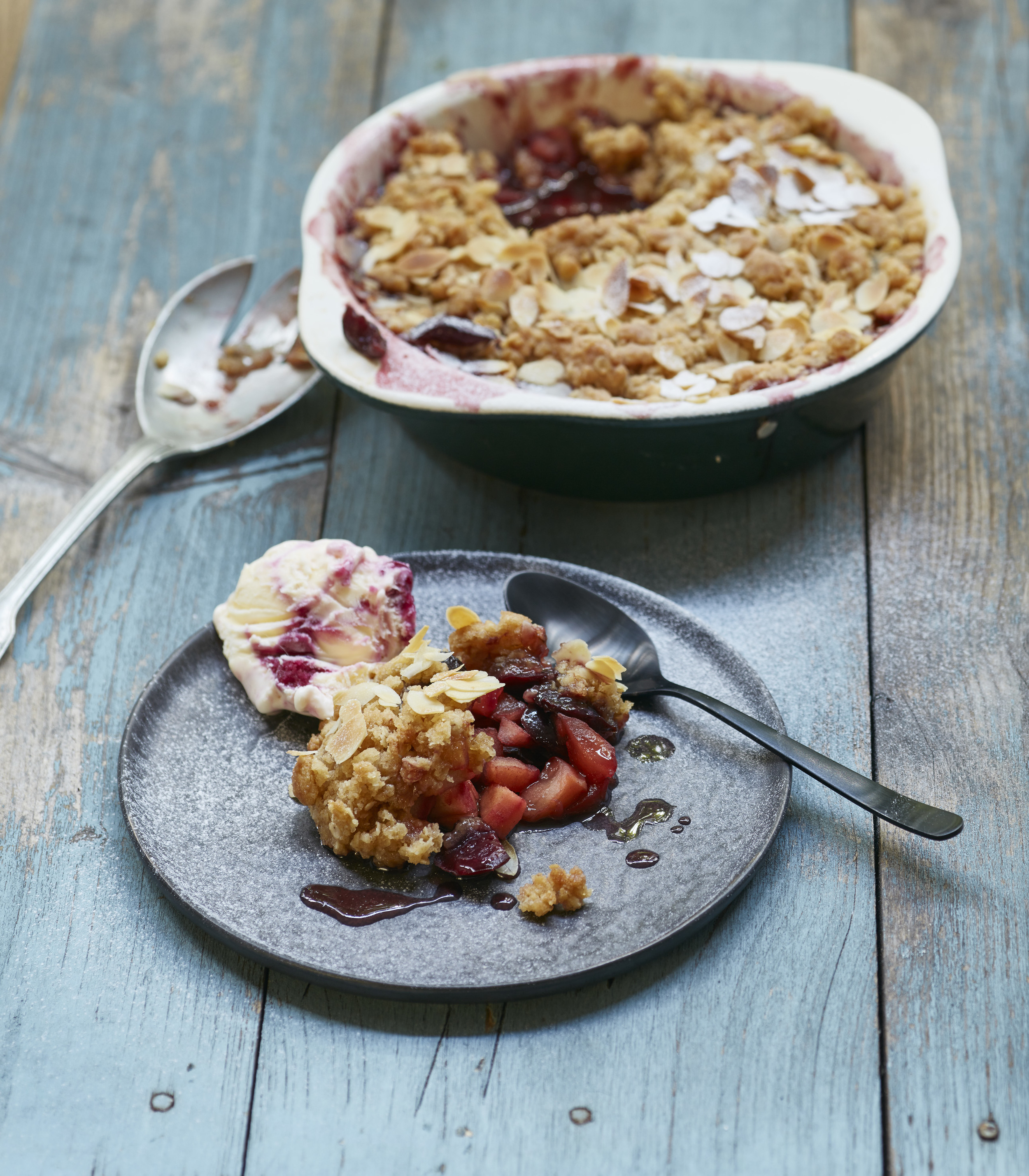 Rutger van den Broek Appel-kersencrumble | Culinaire Fotografie Christian Fielden.jpg